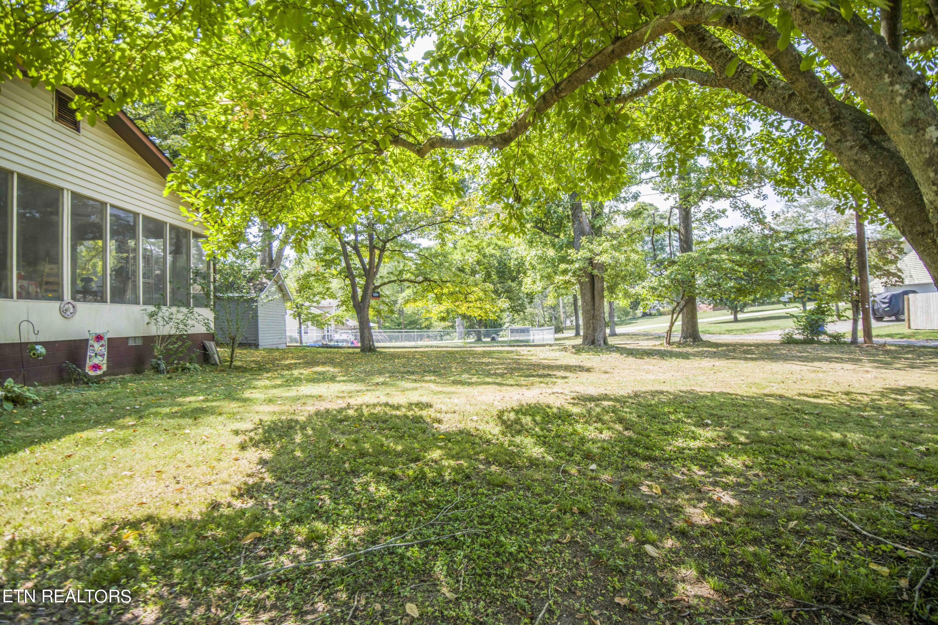 321 S Ridge Avenue Rockwood TN 37854