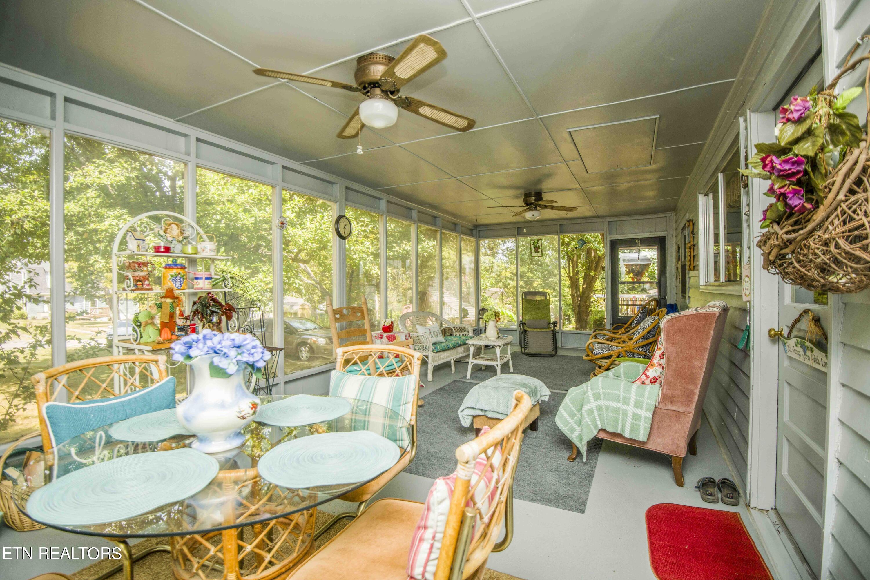 321 S Ridge Avenue Rockwood TN 37854