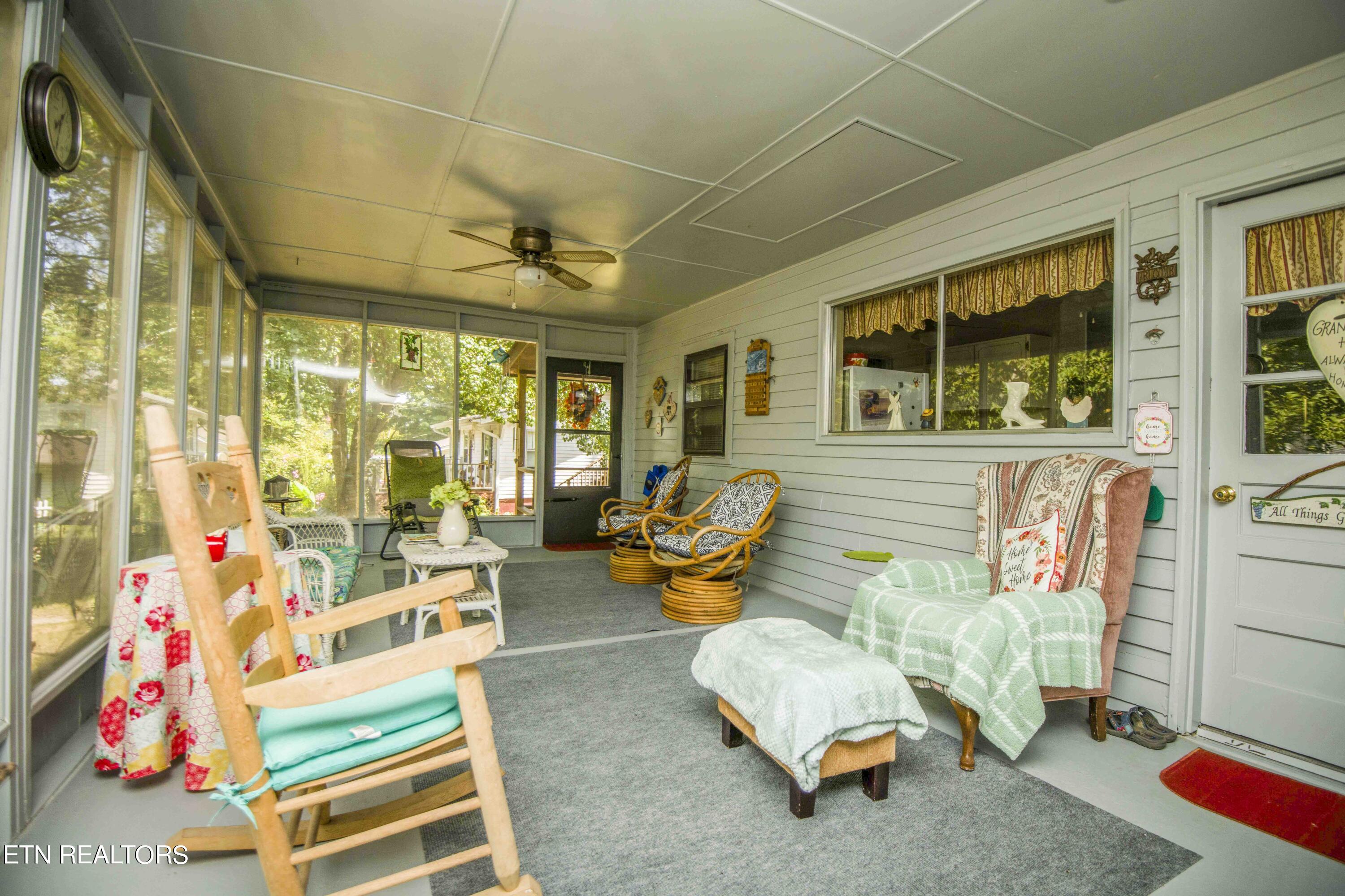 321 S Ridge Avenue Rockwood TN 37854