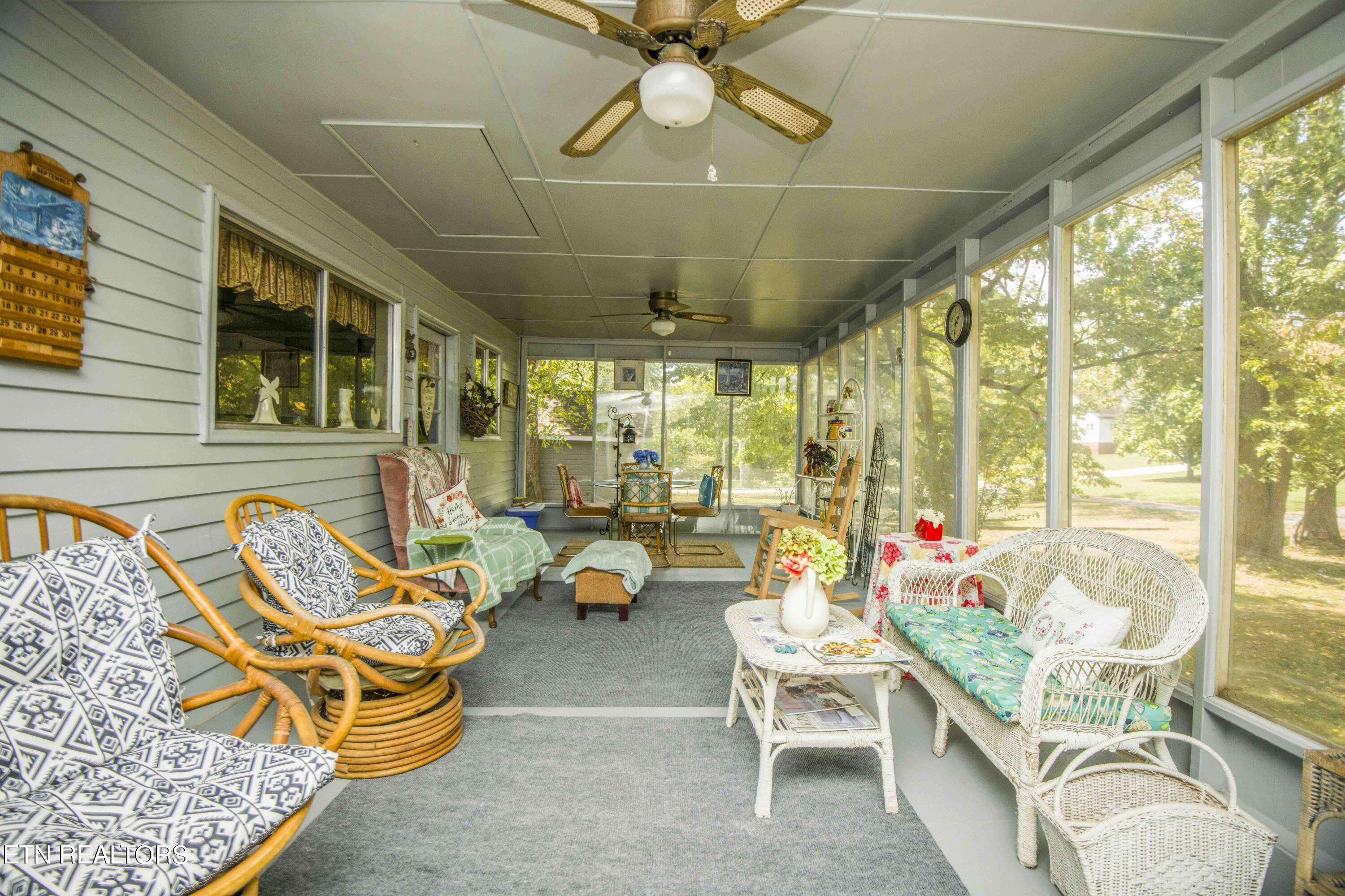 321 S Ridge Avenue Rockwood TN 37854
