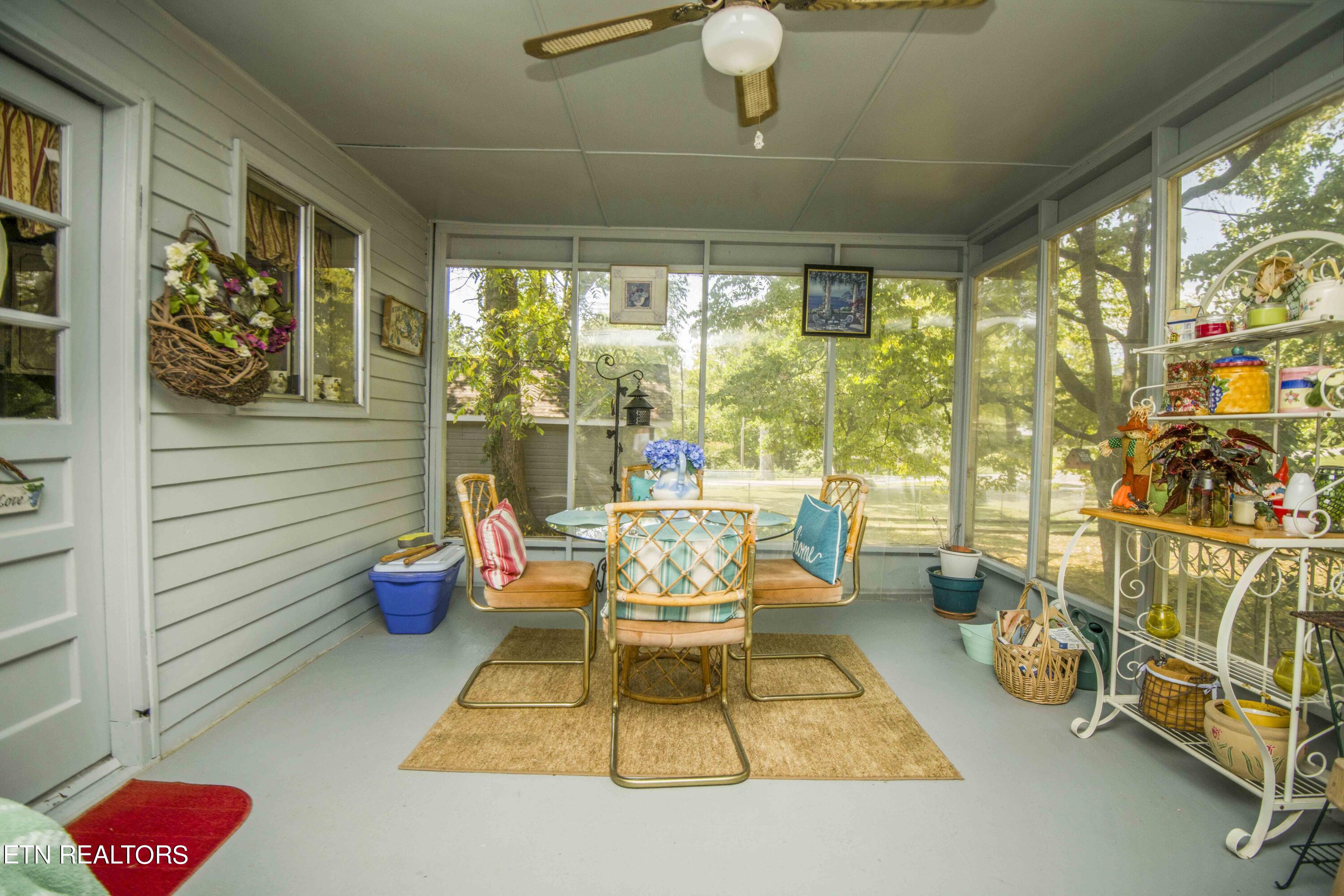 321 S Ridge Avenue Rockwood TN 37854