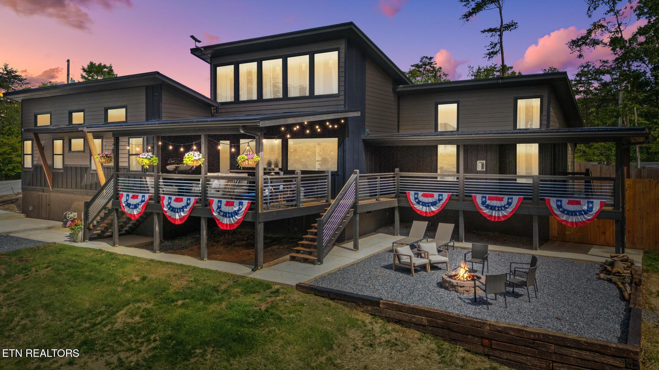 2466/2472 Mcqueen Way Sevierville TN 37876