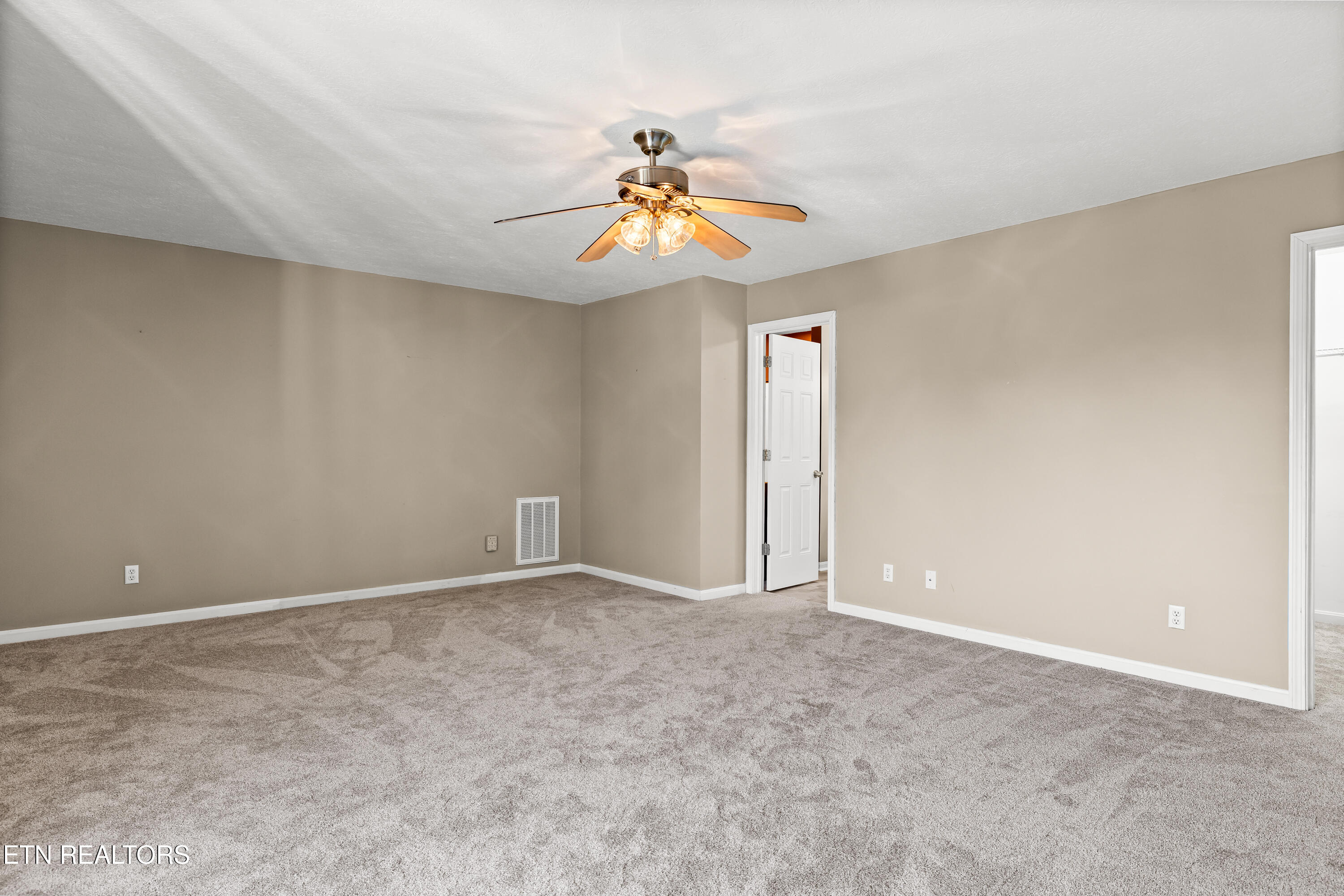 6054 Pleasant Run Lane Knoxville TN 37918