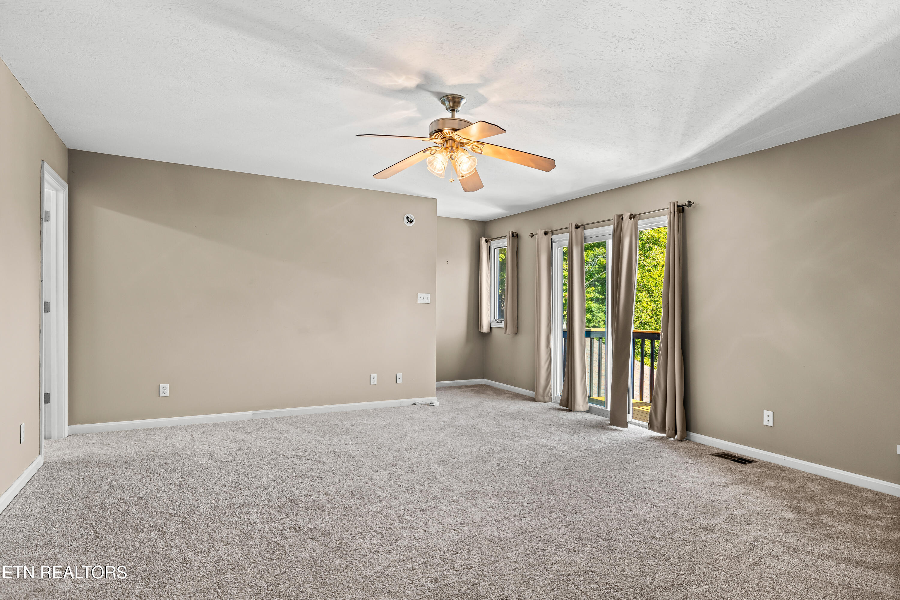 6054 Pleasant Run Lane Knoxville TN 37918