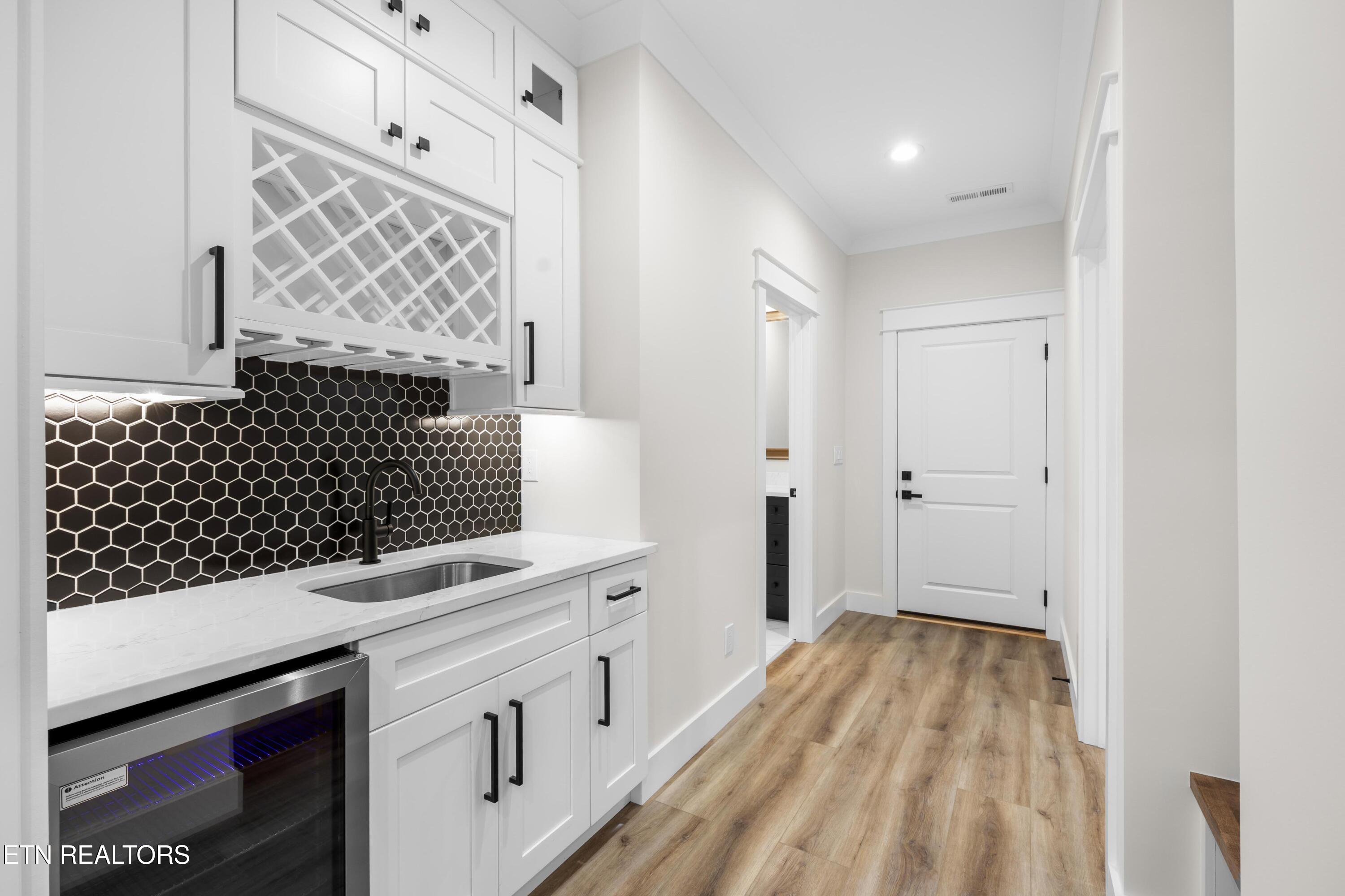 100 Tigitsi Lane Loudon TN 37774