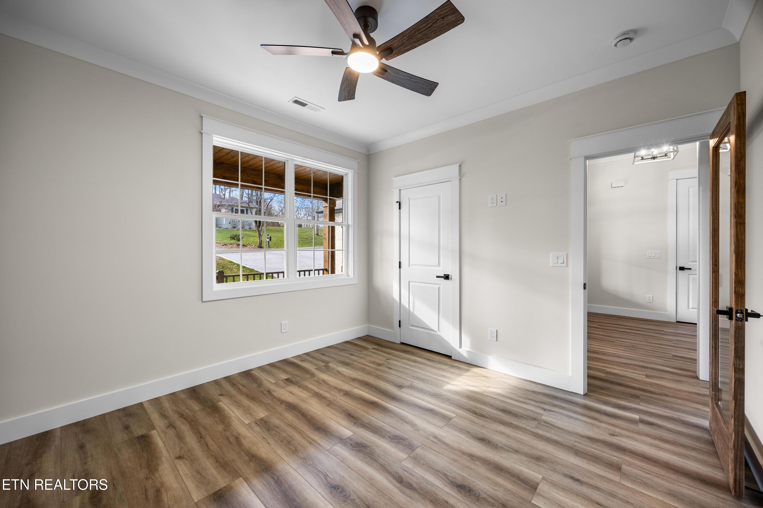 100 Tigitsi Lane Loudon TN 37774