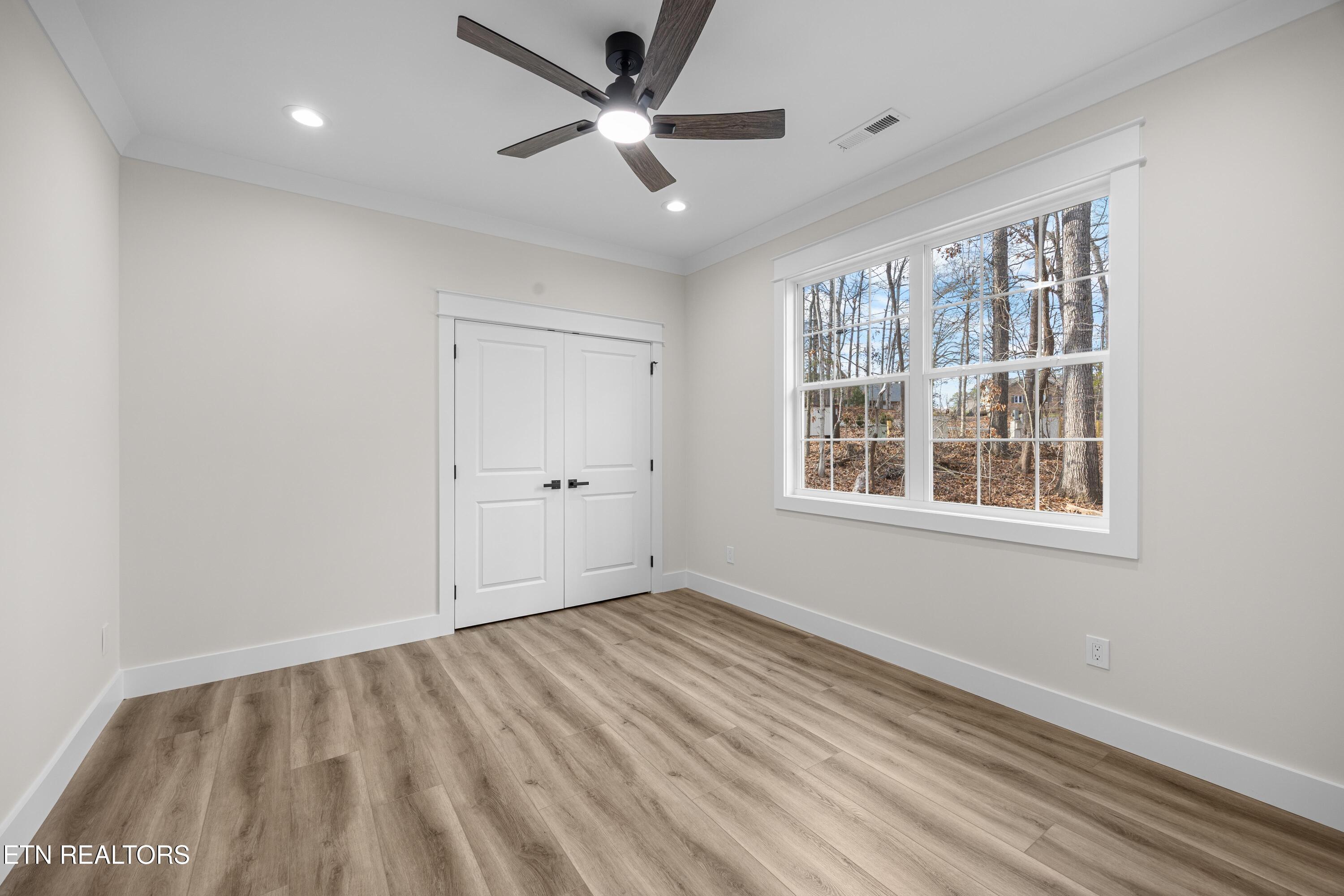 100 Tigitsi Lane Loudon TN 37774
