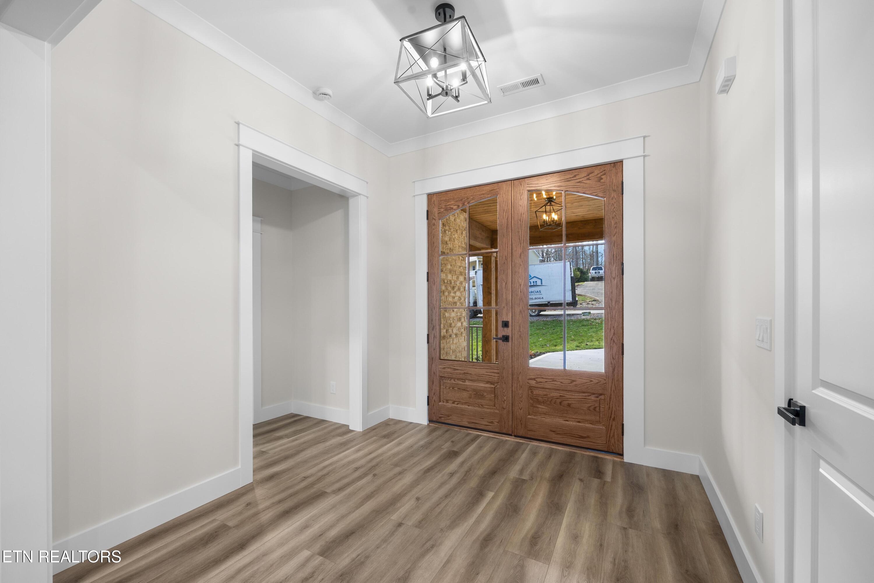 100 Tigitsi Lane Loudon TN 37774