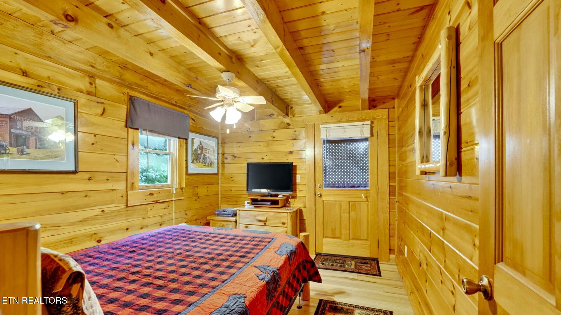 208 Moose Ridge Way Pigeon Forge TN 37863