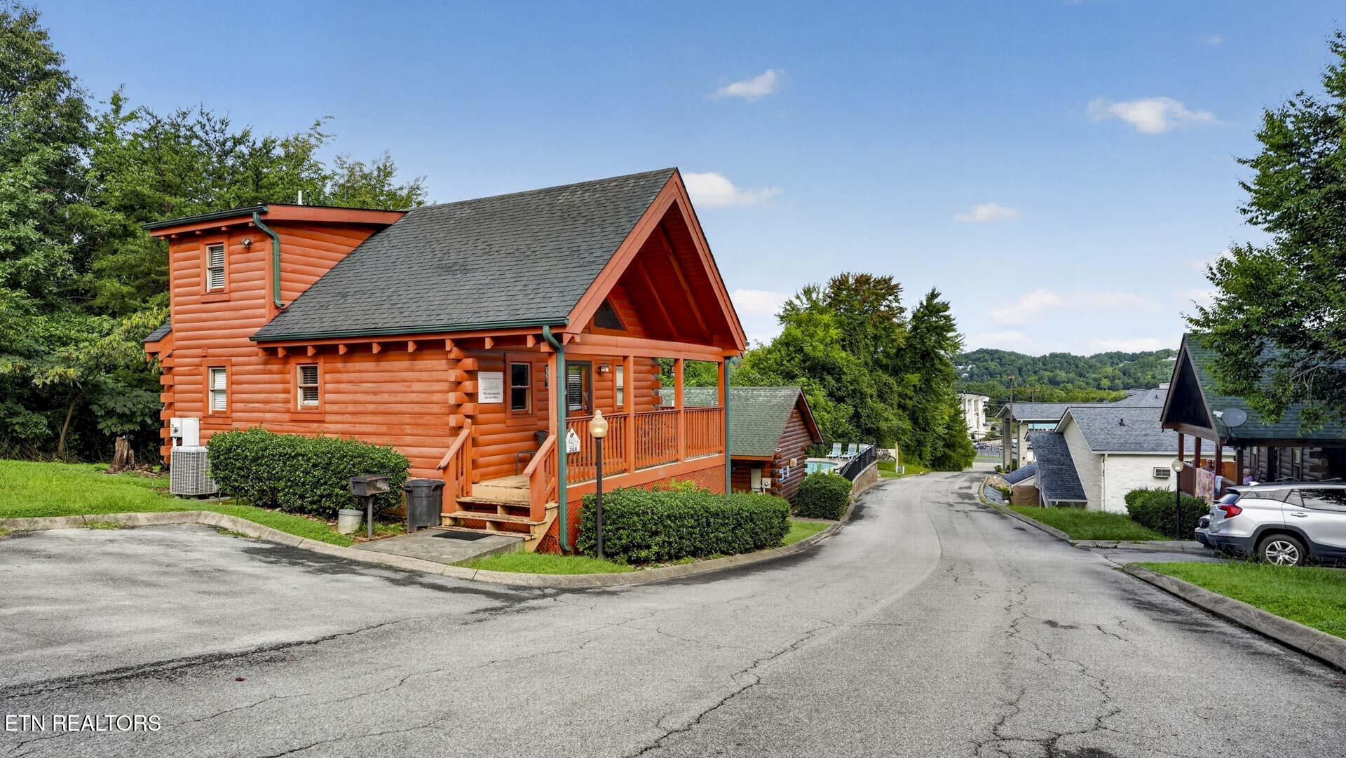 208 Moose Ridge Way Pigeon Forge TN 37863