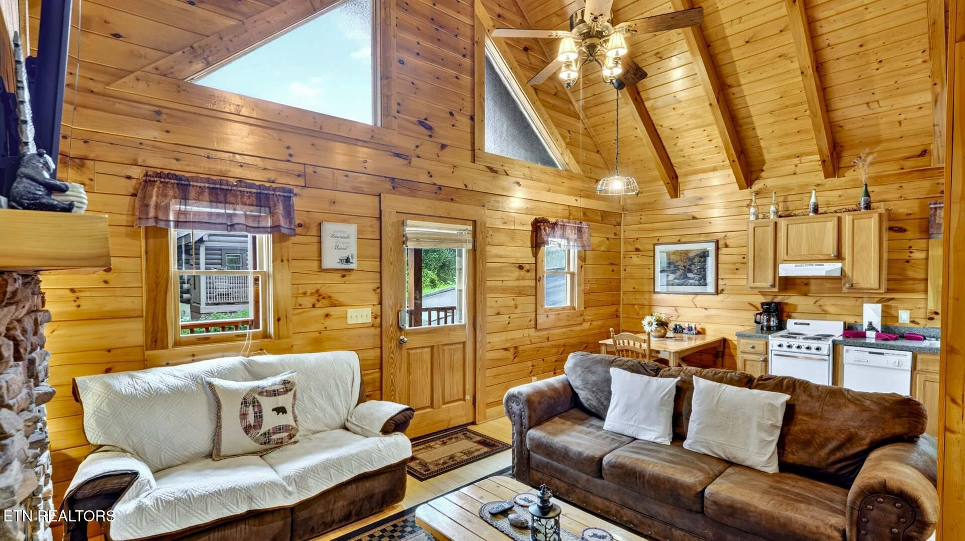208 Moose Ridge Way Pigeon Forge TN 37863