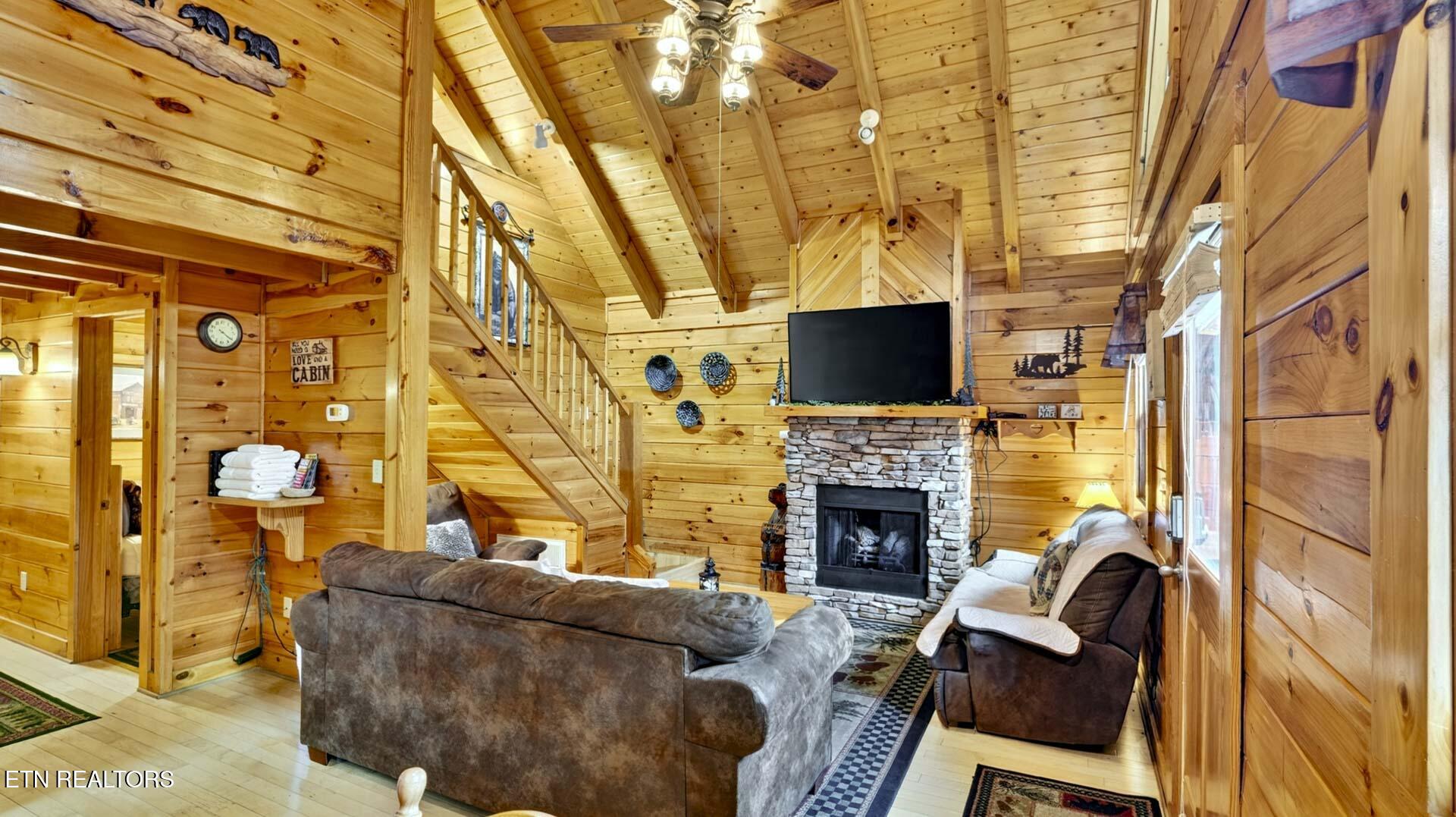 208 Moose Ridge Way Pigeon Forge TN 37863