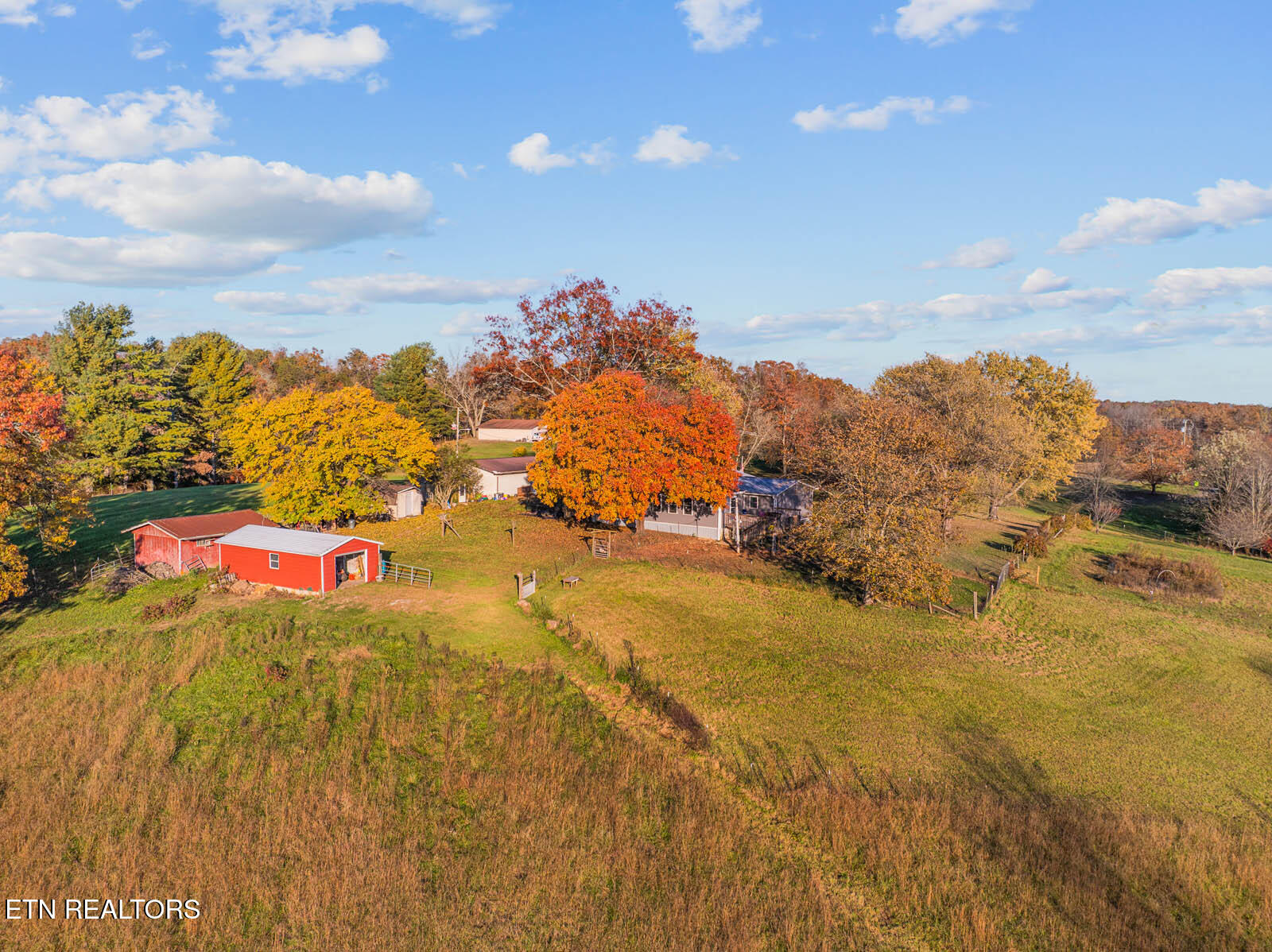 2633 Claysville Road Crossville TN 38571