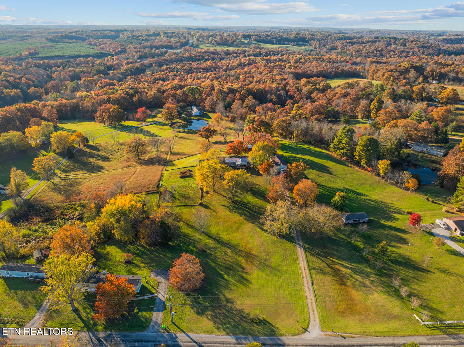 2633 Claysville Road Crossville TN 38571