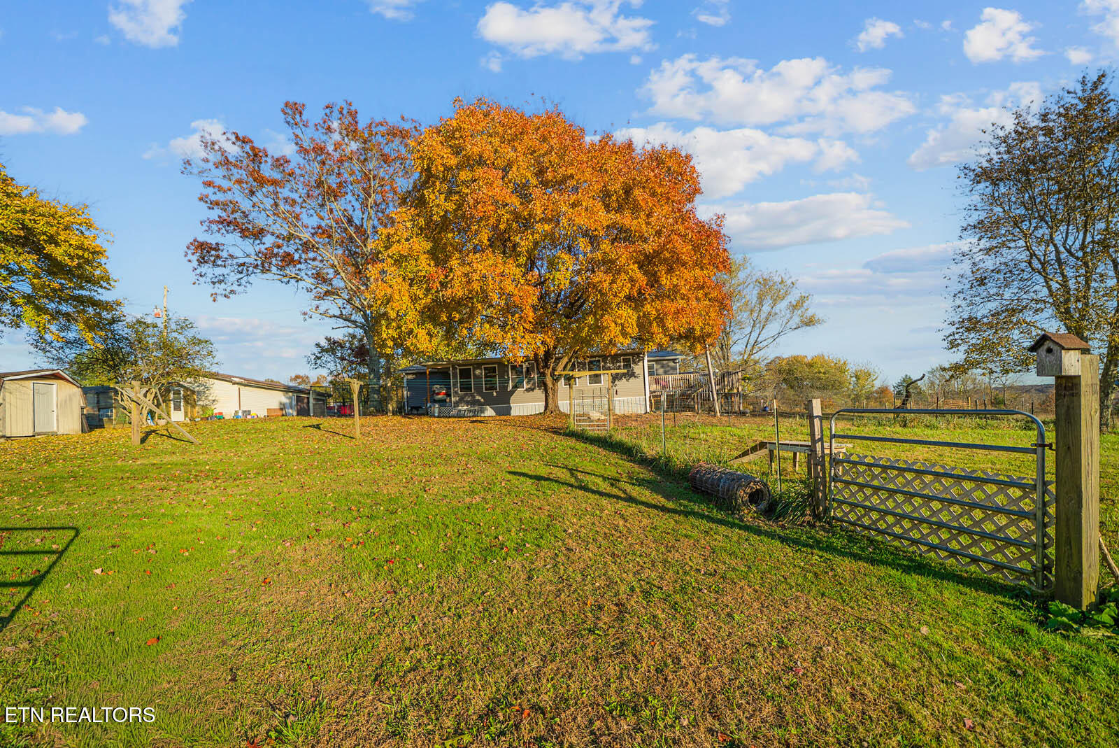 2633 Claysville Road Crossville TN 38571