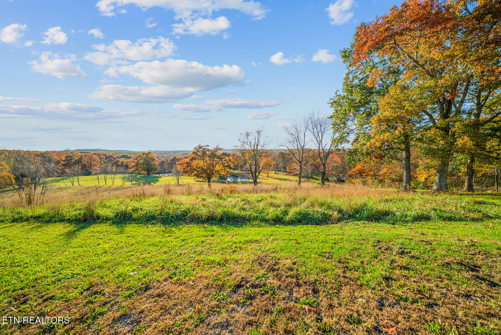 2633 Claysville Road Crossville TN 38571