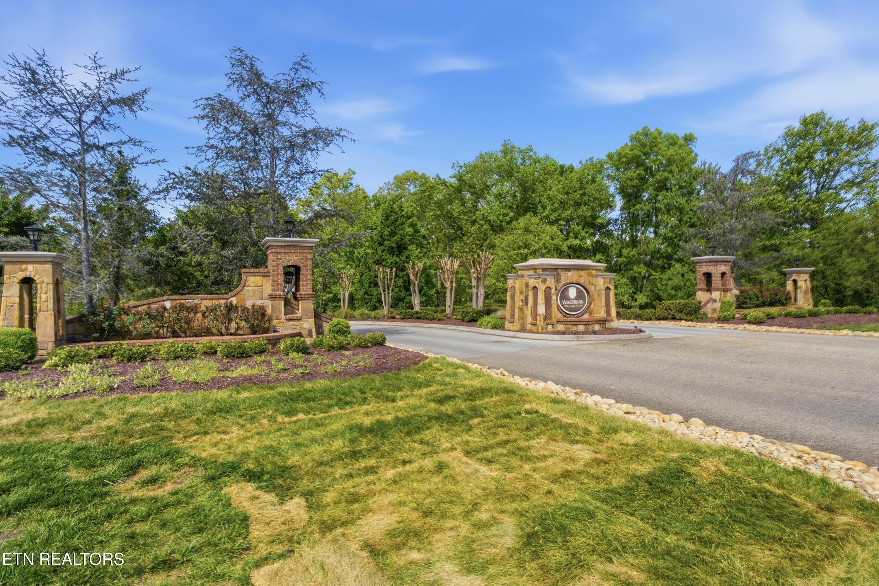 972 Taffrail Drive Lenoir City TN 37772