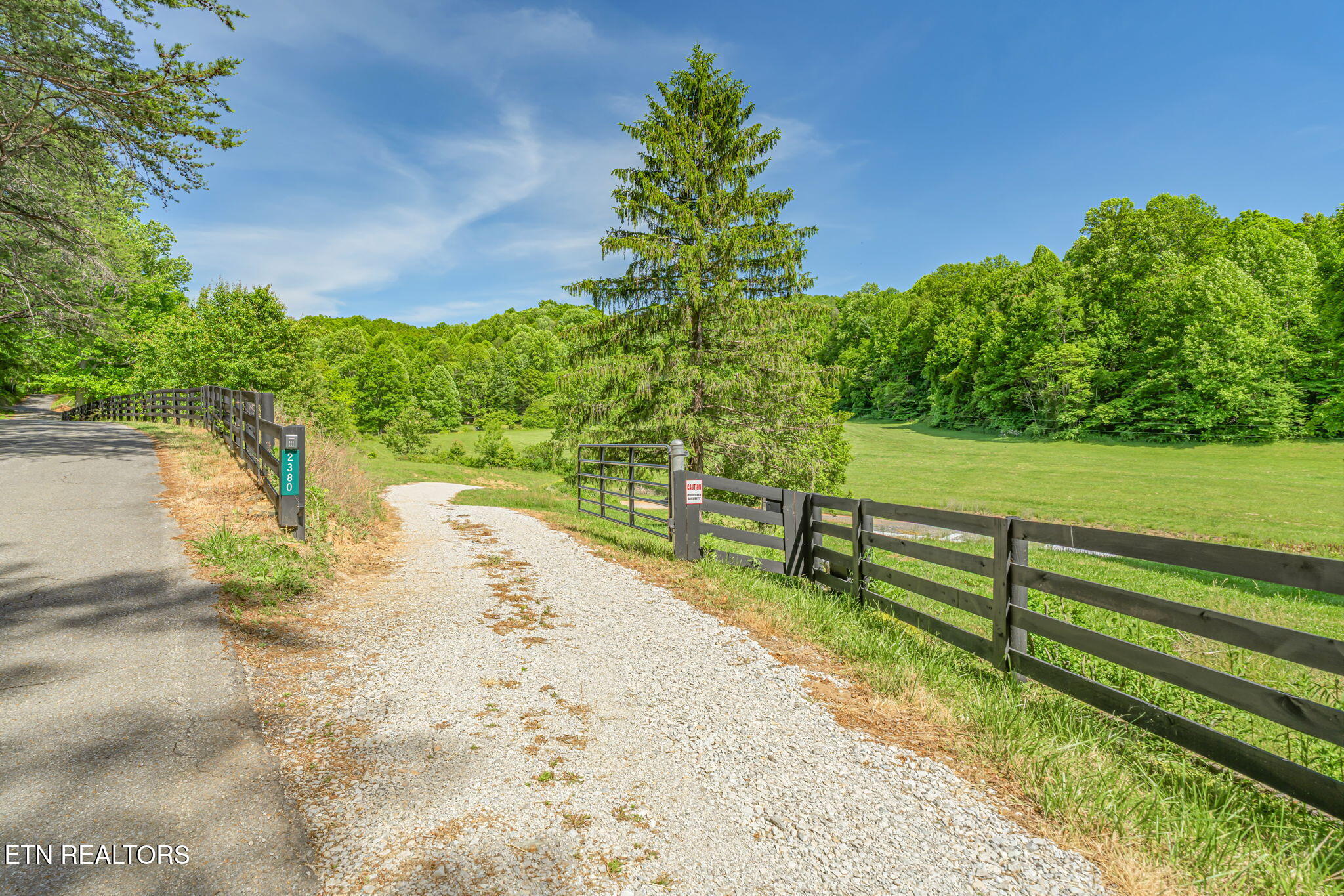 2380 Rafter Road Tellico Plains TN 37385