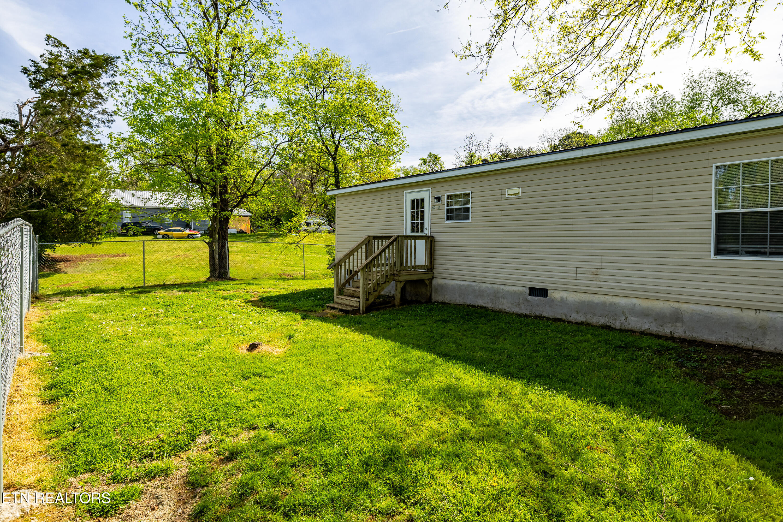 1002 Doll Avenue Maryville TN 37801