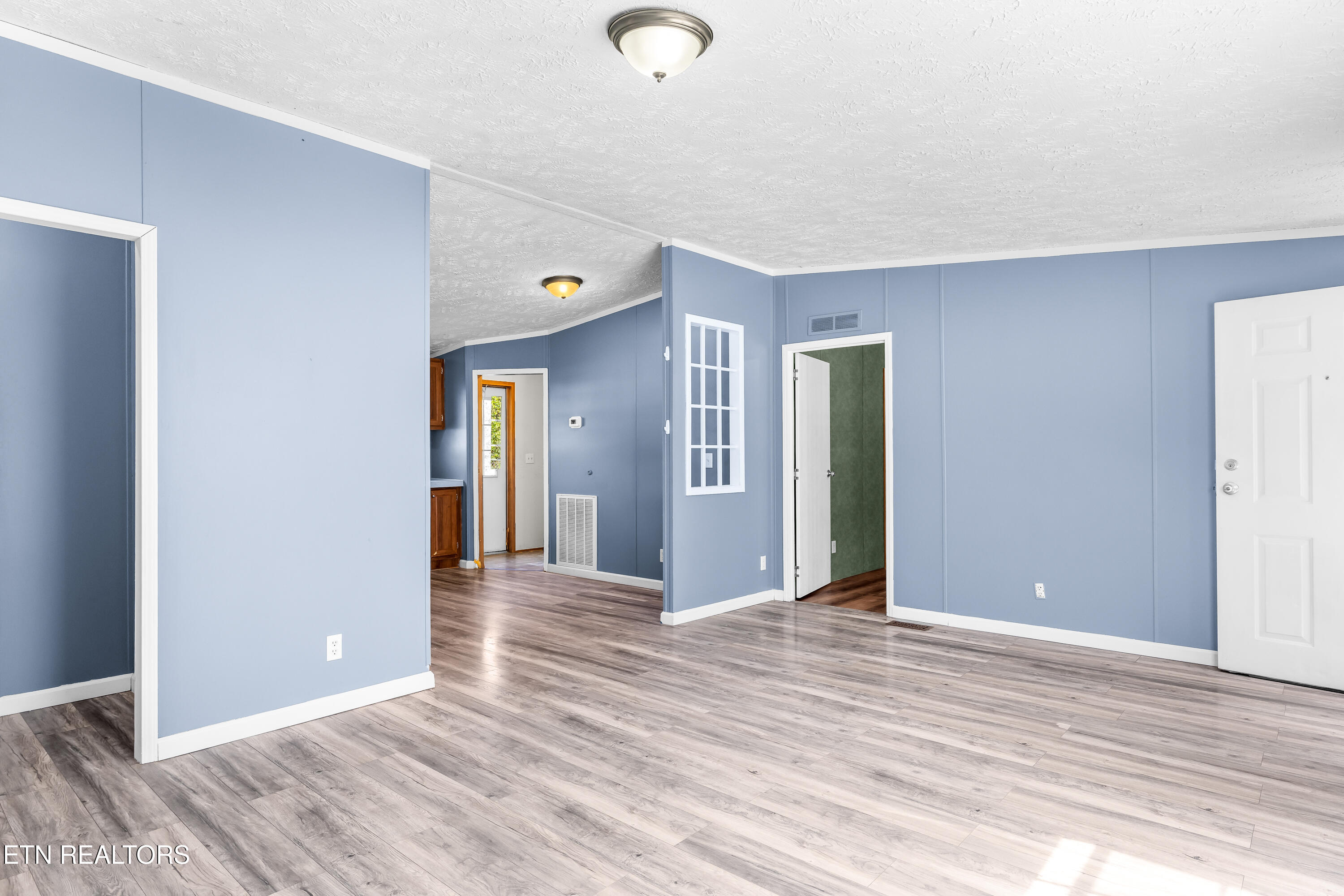 1002 Doll Avenue Maryville TN 37801
