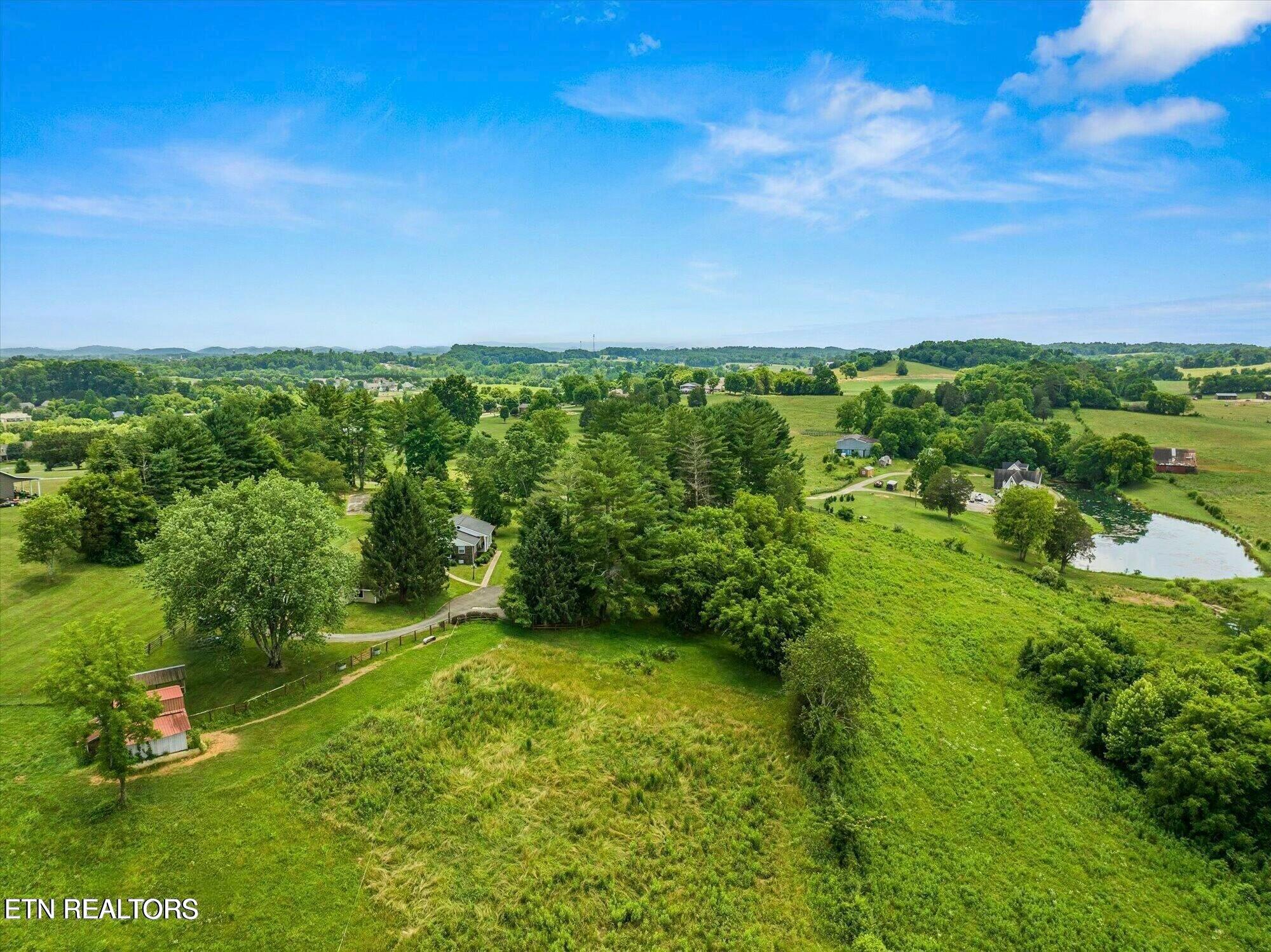 128 Chinquapin Lane Madisonville TN 37354