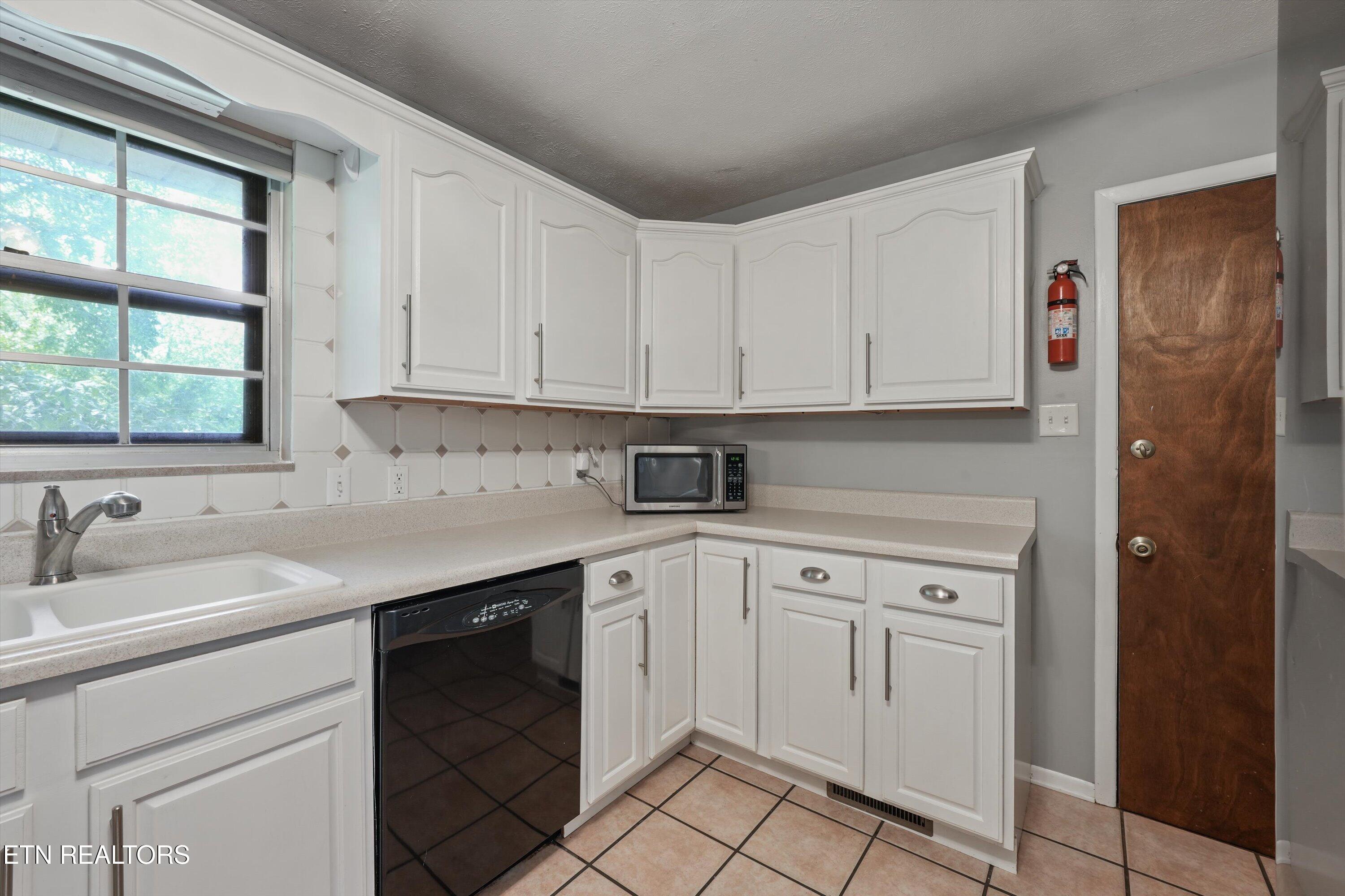 4232 O'hara Drive Knoxville TN 37918