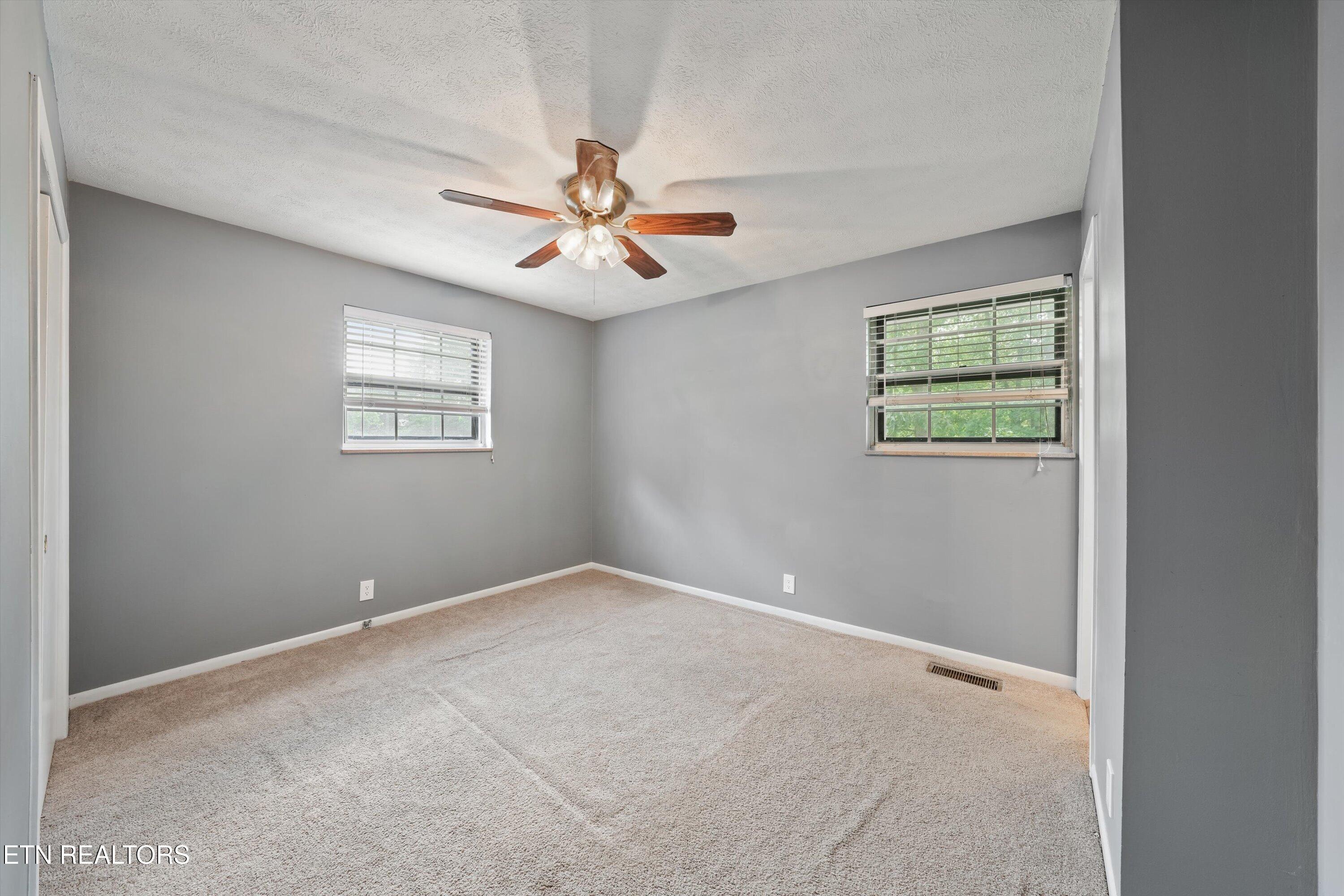 4232 O'hara Drive Knoxville TN 37918
