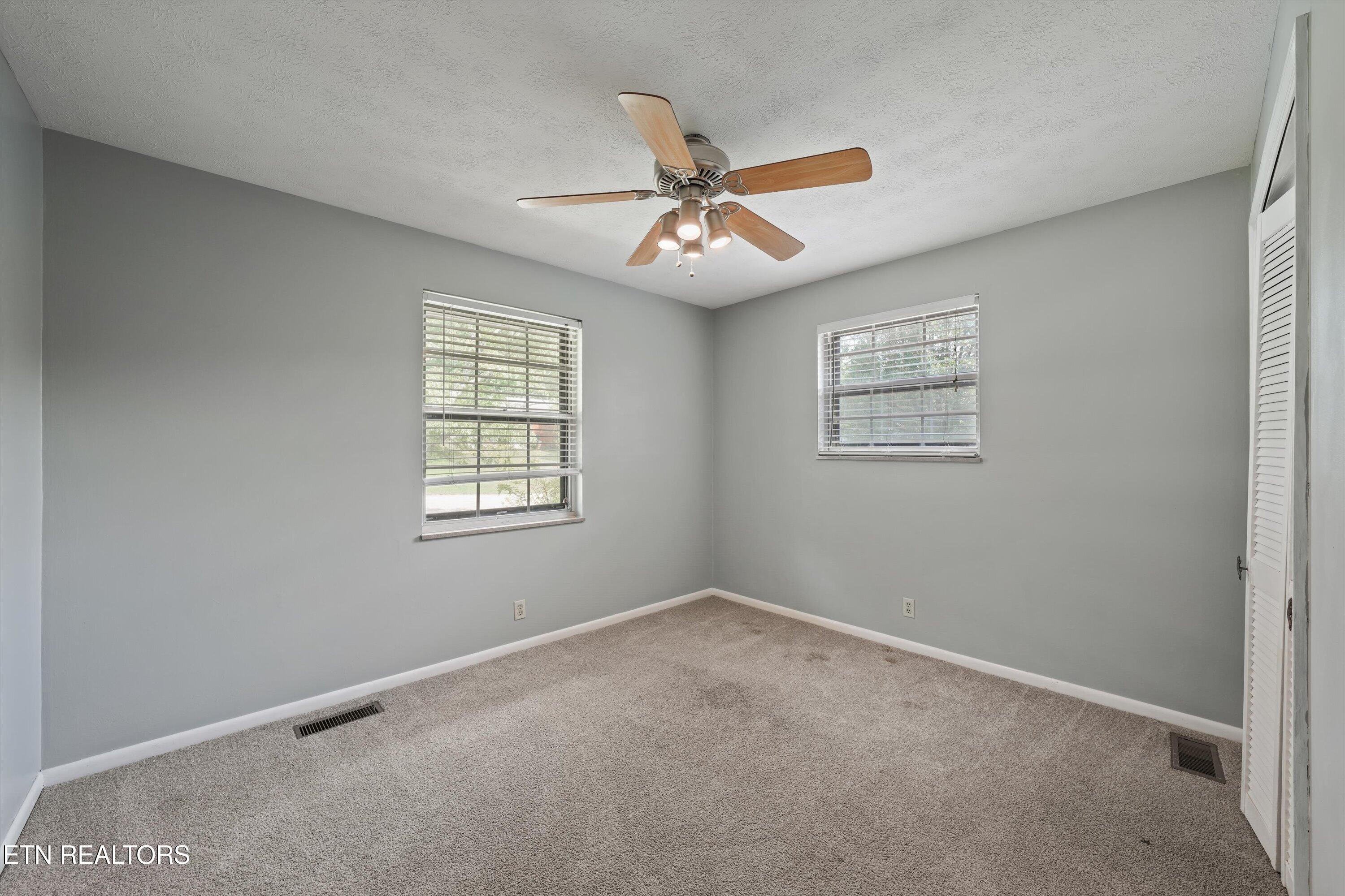 4232 O'hara Drive Knoxville TN 37918