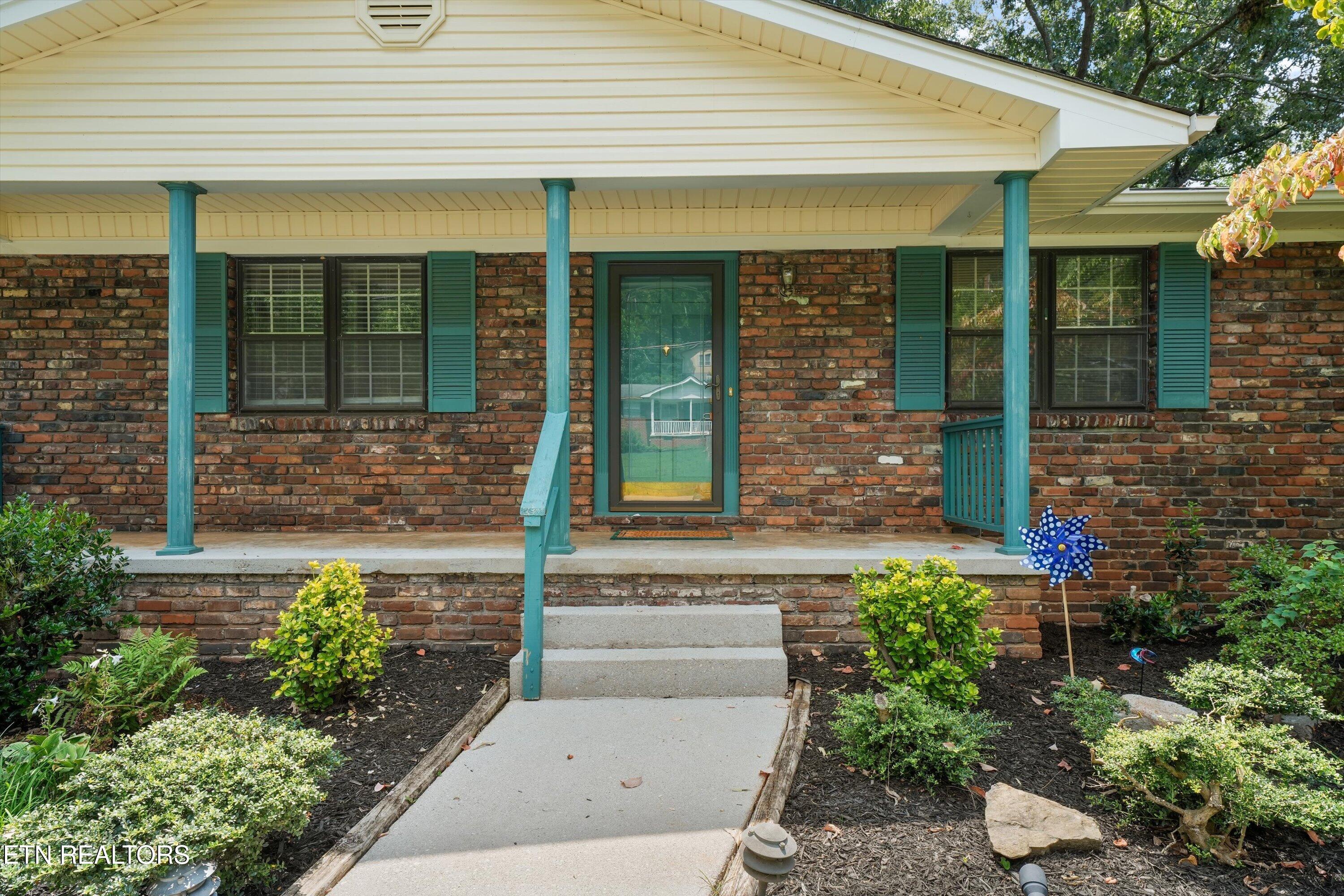 4232 O'hara Drive Knoxville TN 37918