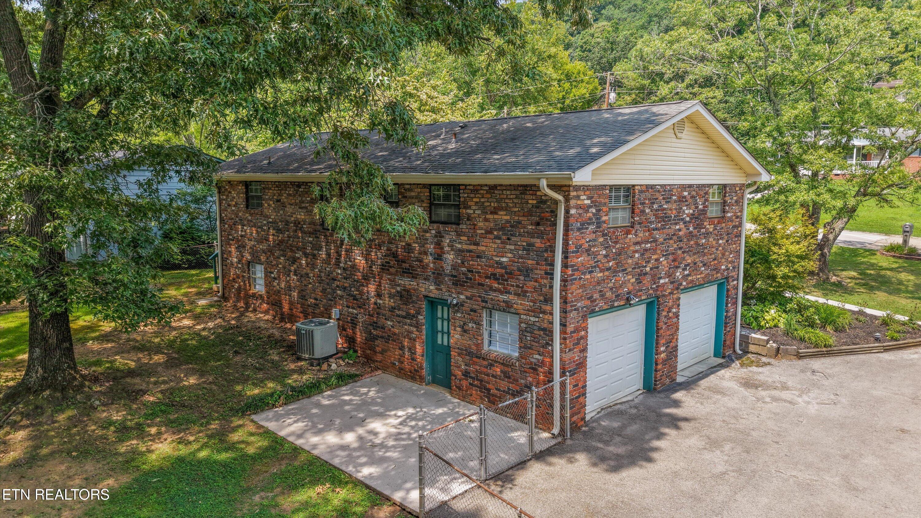 4232 O'hara Drive Knoxville TN 37918