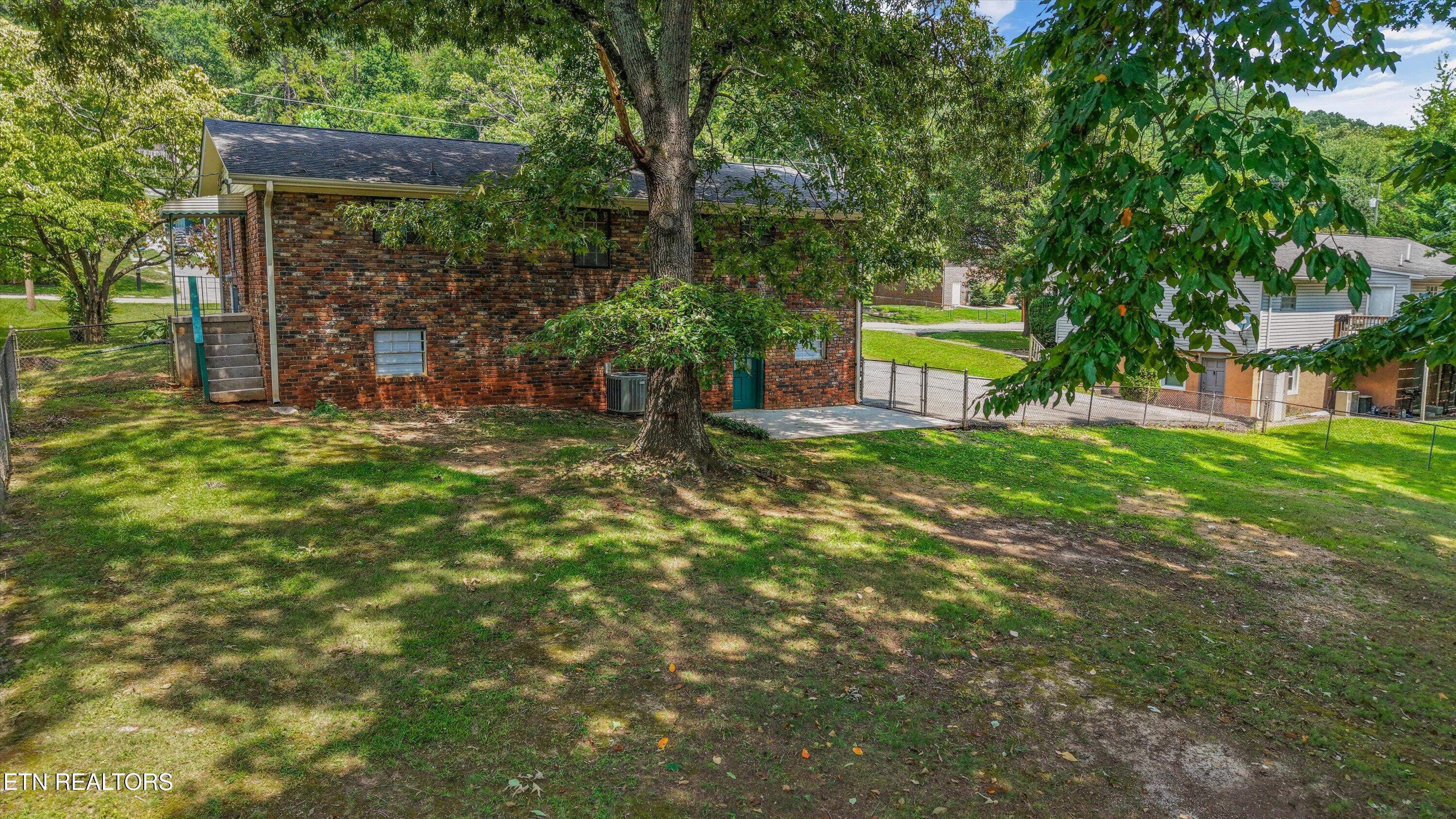 4232 O'hara Drive Knoxville TN 37918