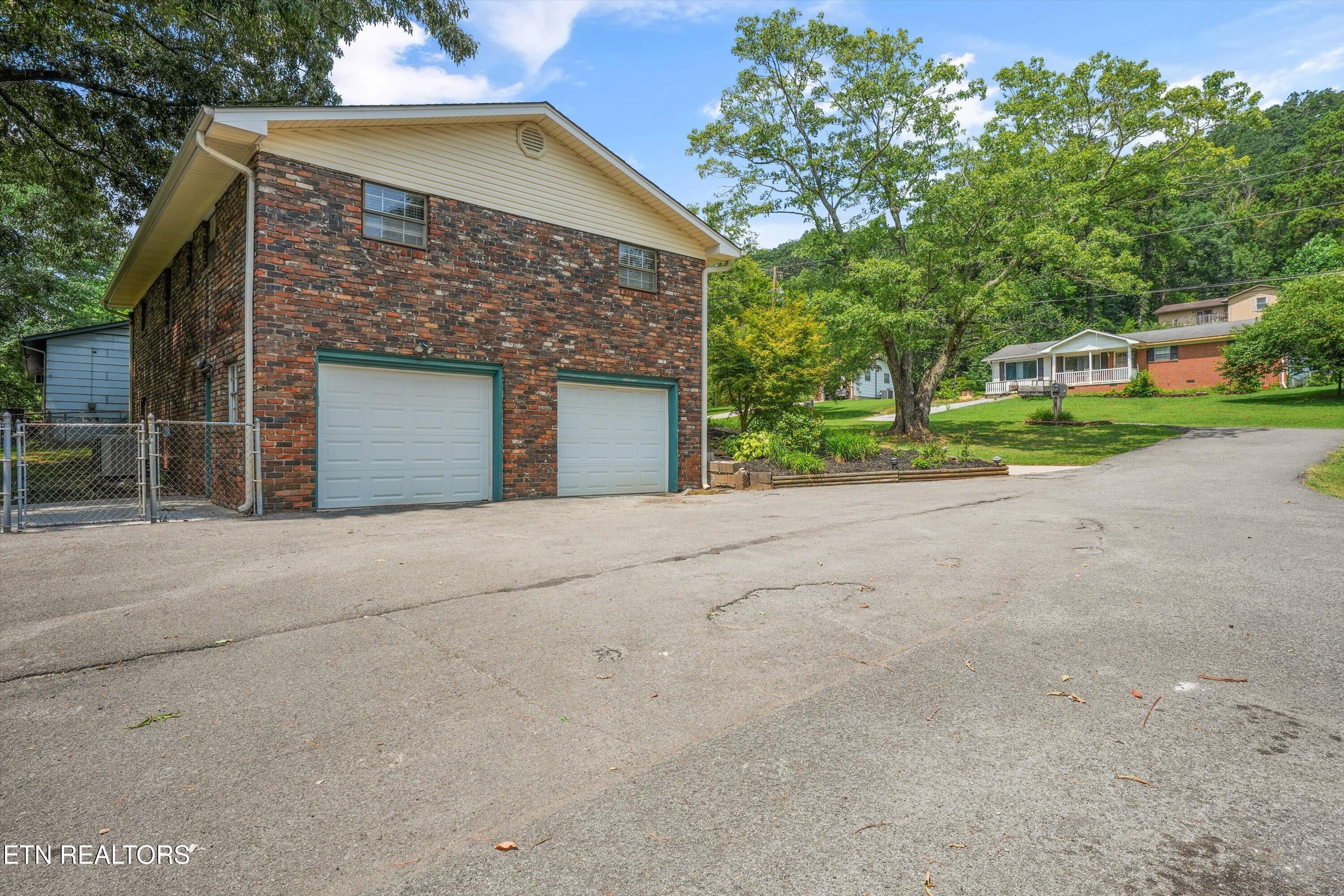4232 O'hara Drive Knoxville TN 37918