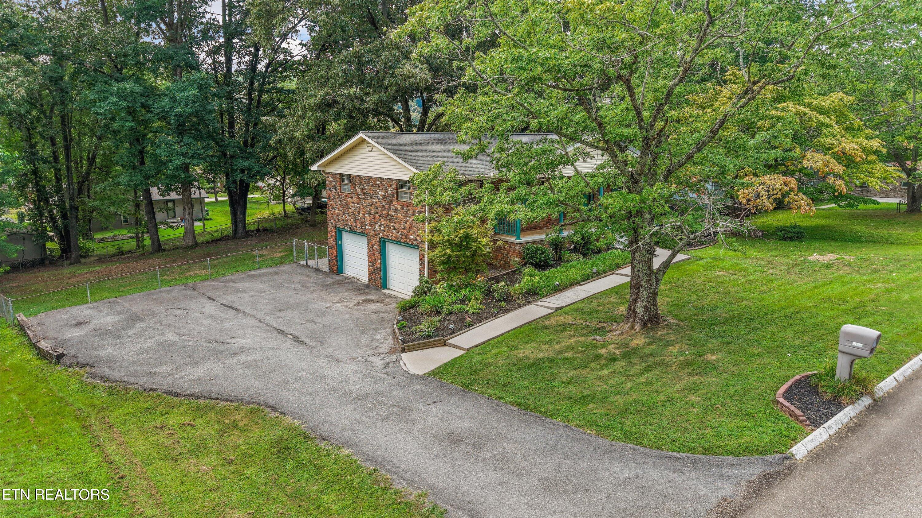 4232 O'hara Drive Knoxville TN 37918