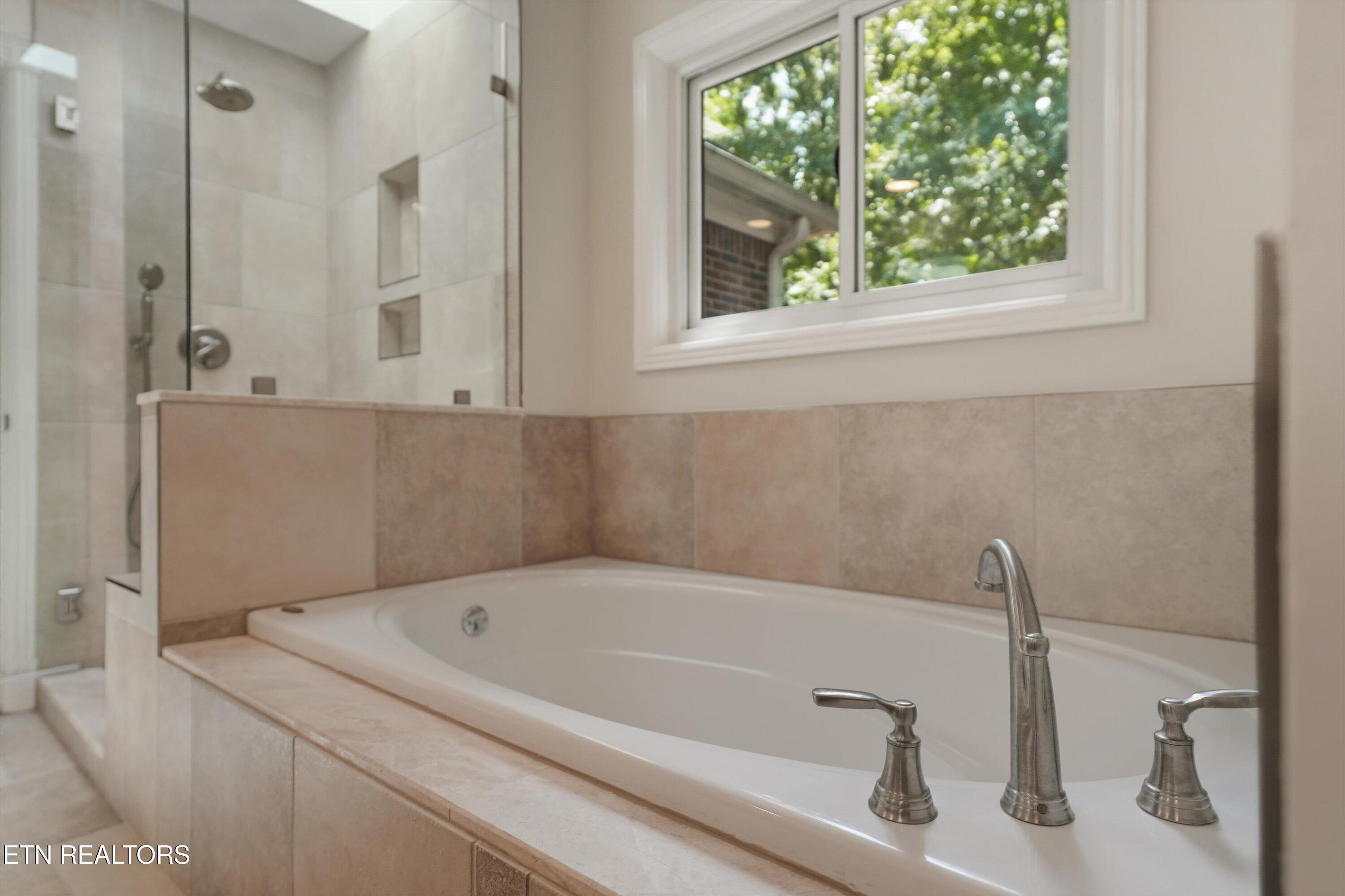 604 Battle Front Trail Knoxville TN 37934