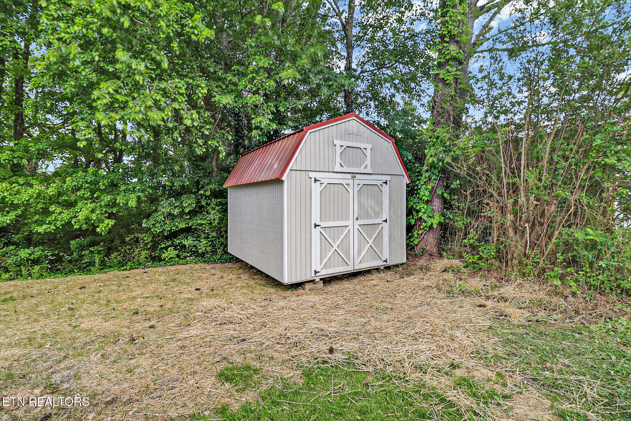 32 Rhododendron Circle Crossville TN 38555