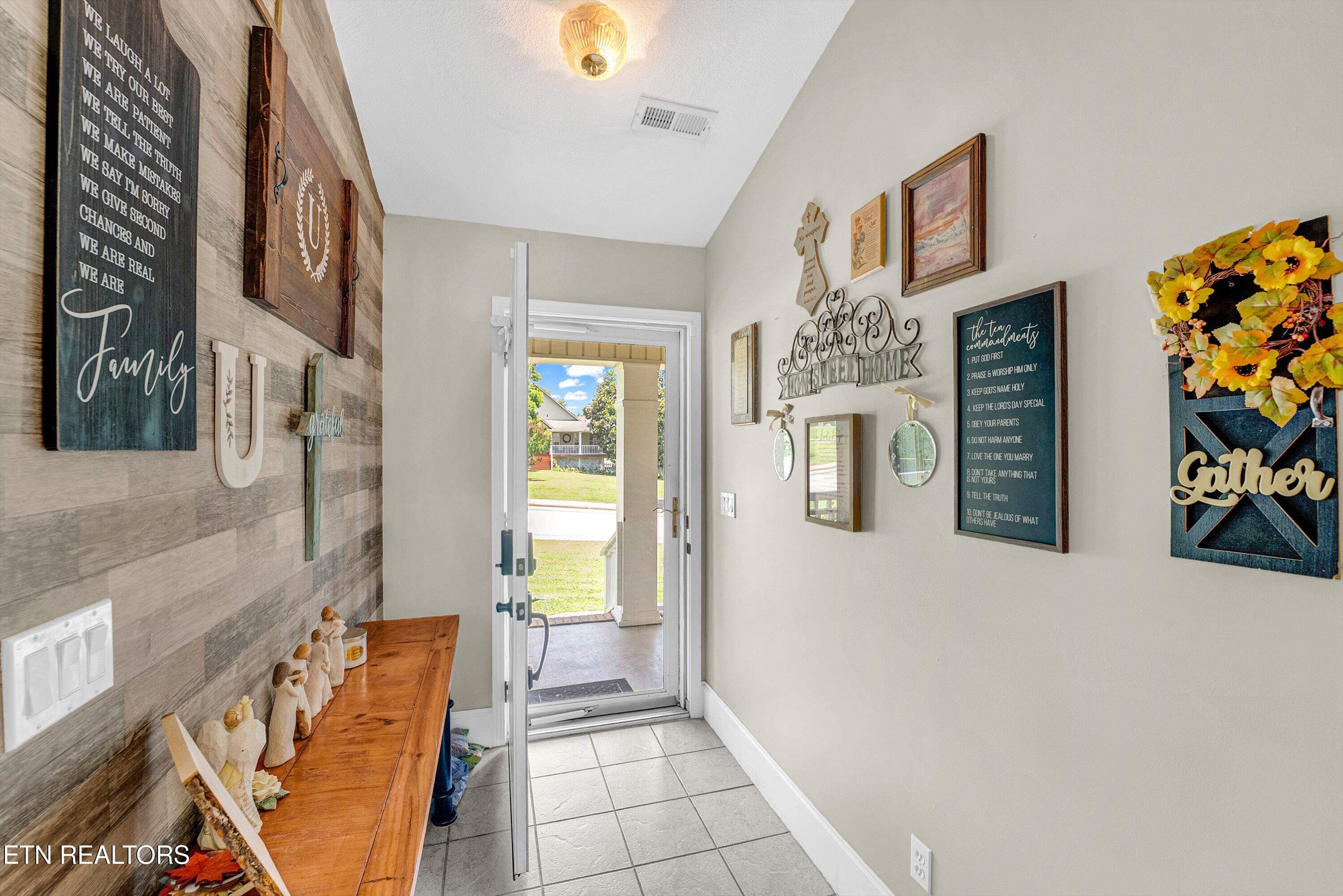 541 Sandy Springs Road Maryville TN 37803