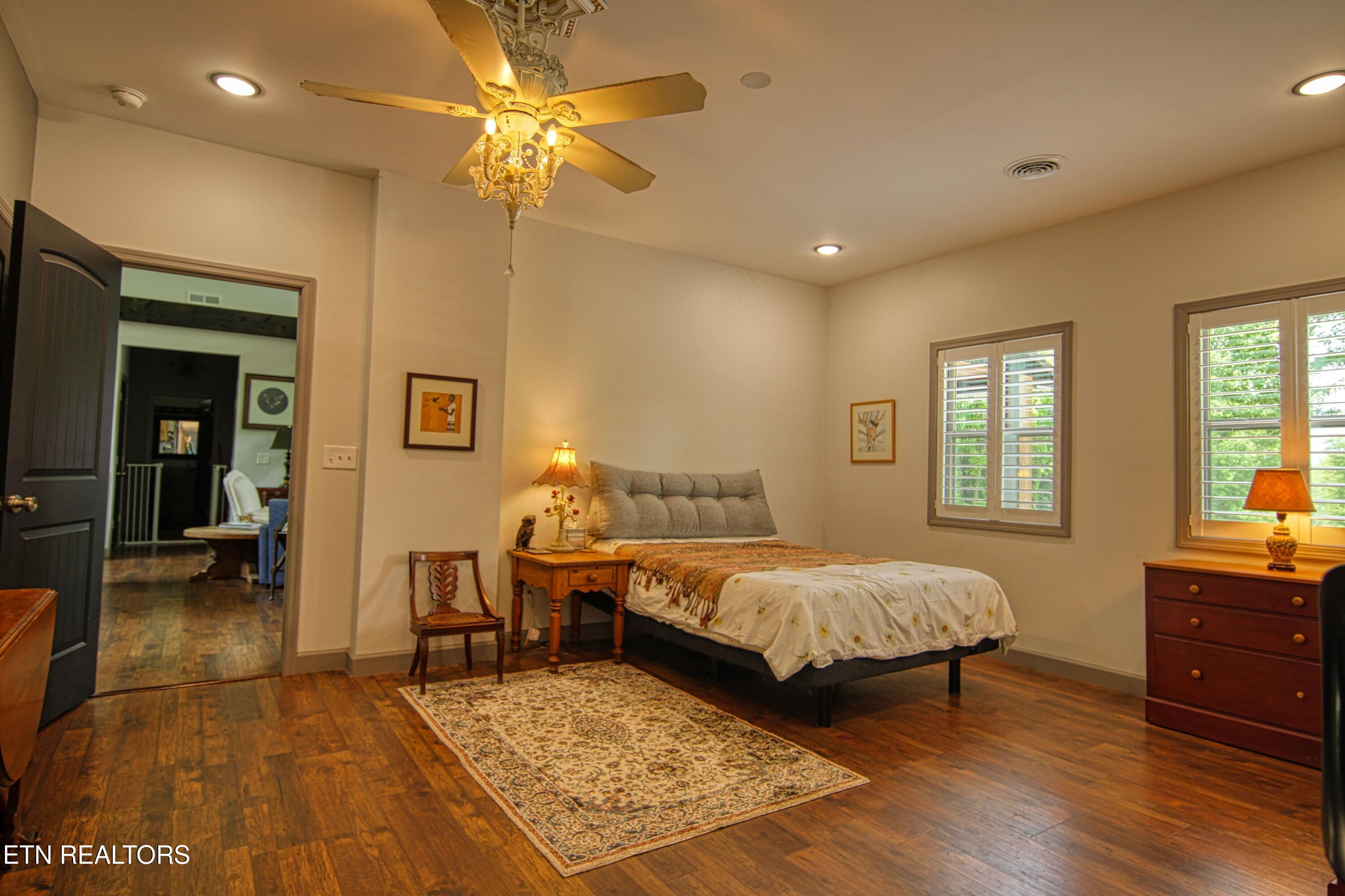 279 Crouch Branch Lane Allardt TN 38504