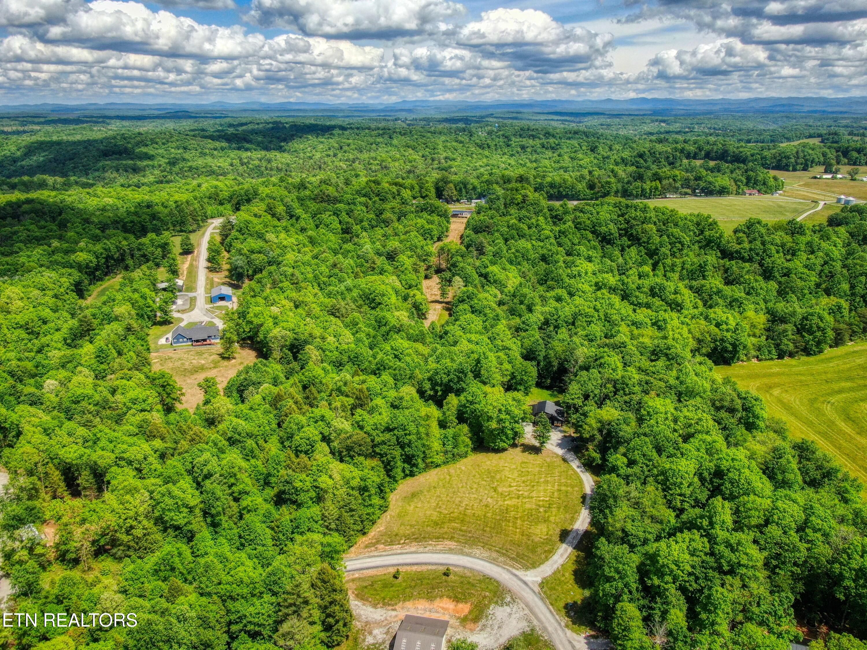 279 Crouch Branch Lane Allardt TN 38504
