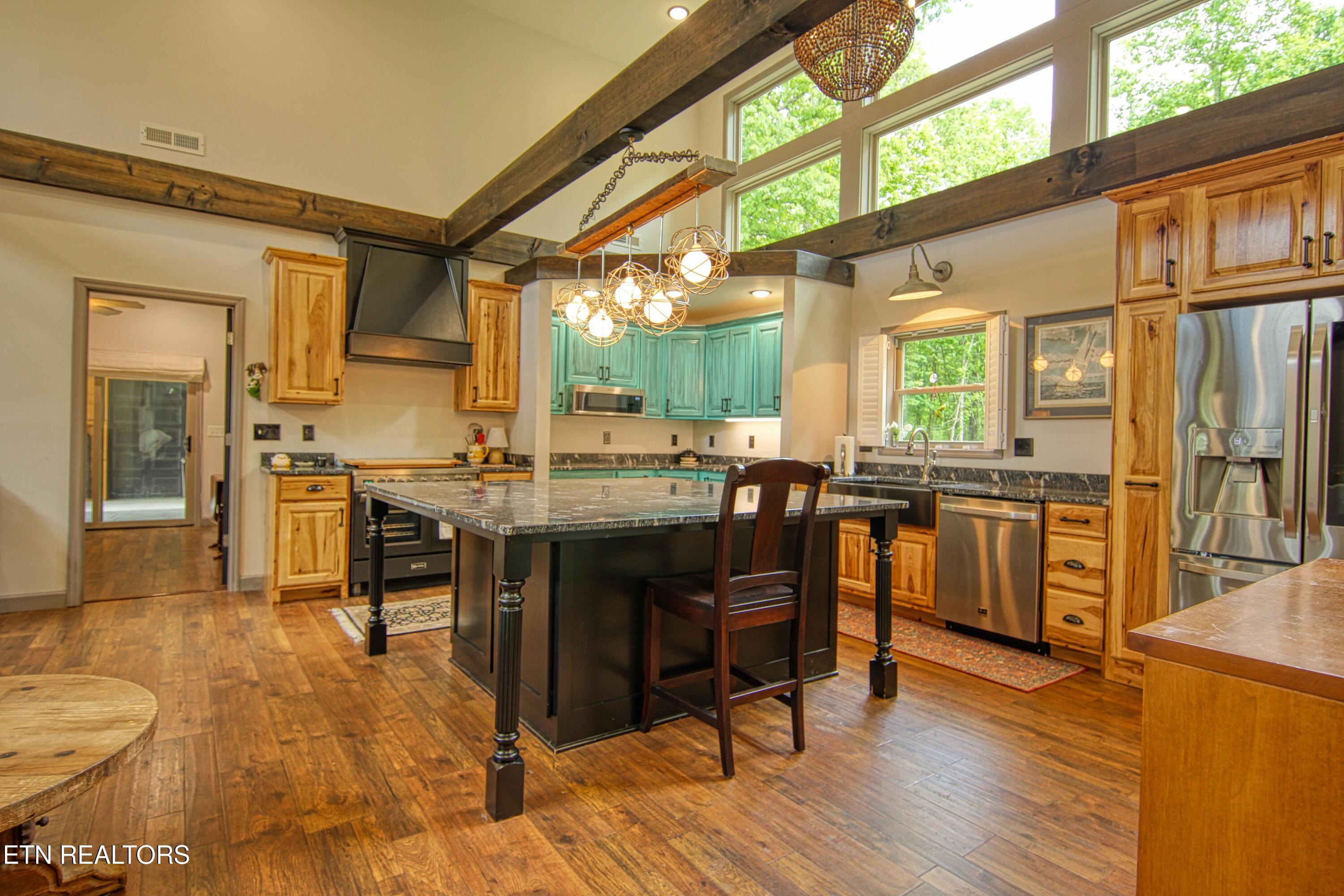 279 Crouch Branch Lane Allardt TN 38504