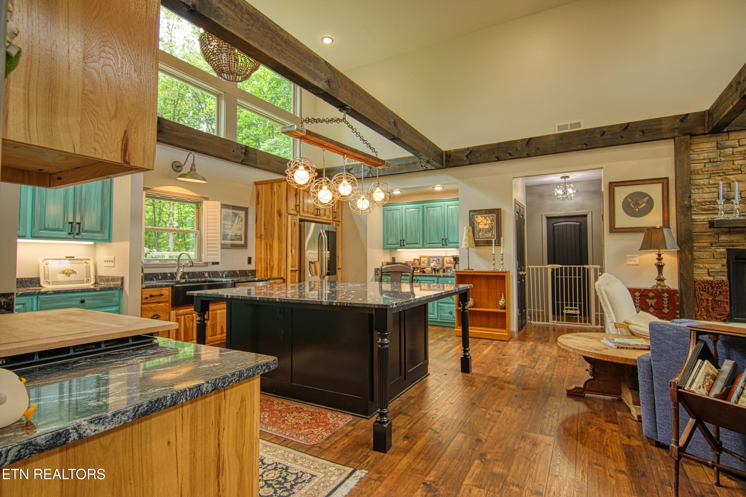 279 Crouch Branch Lane Allardt TN 38504