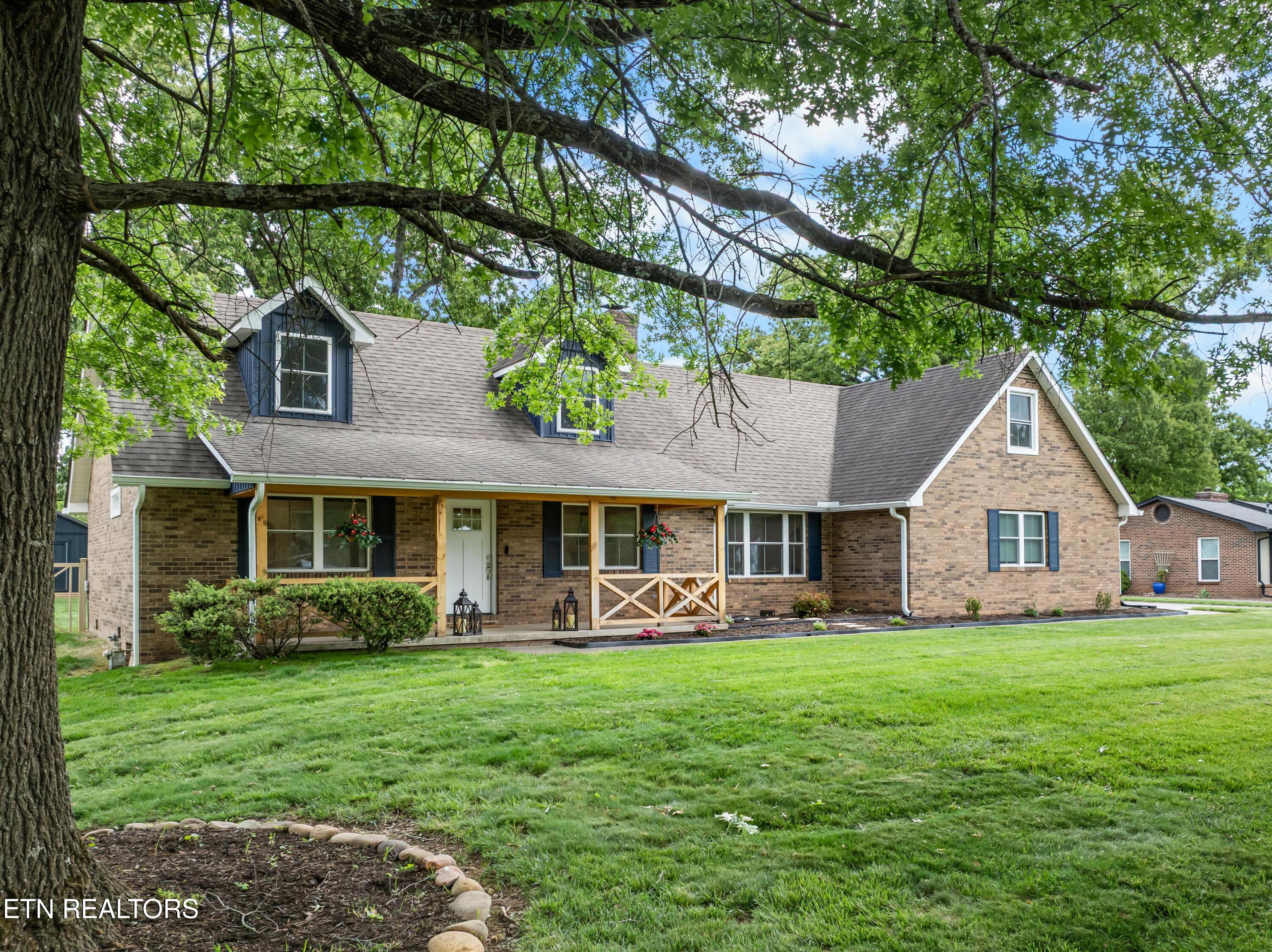 2307 Chesterfield Drive Maryville TN 37803