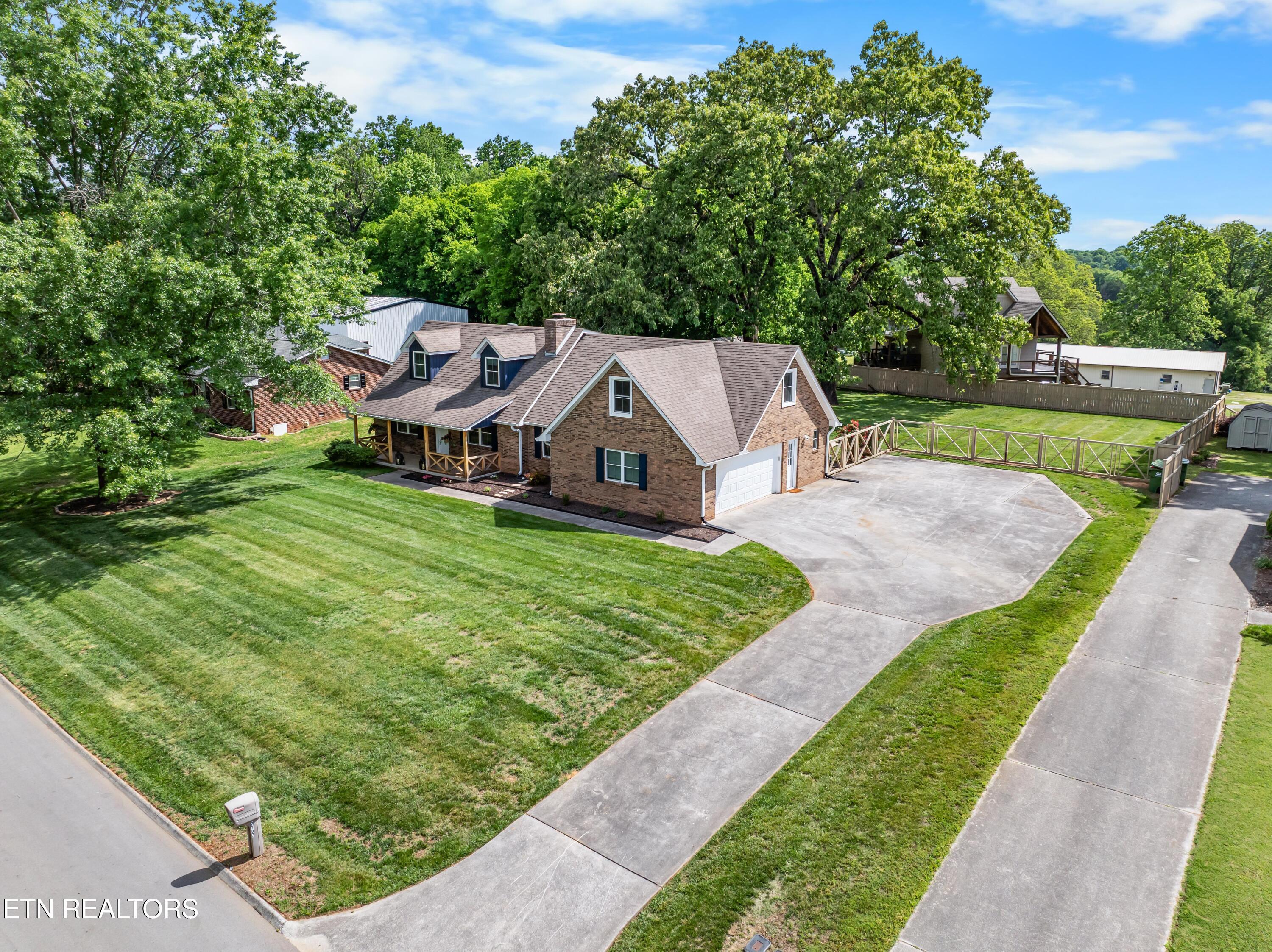 2307 Chesterfield Drive Maryville TN 37803