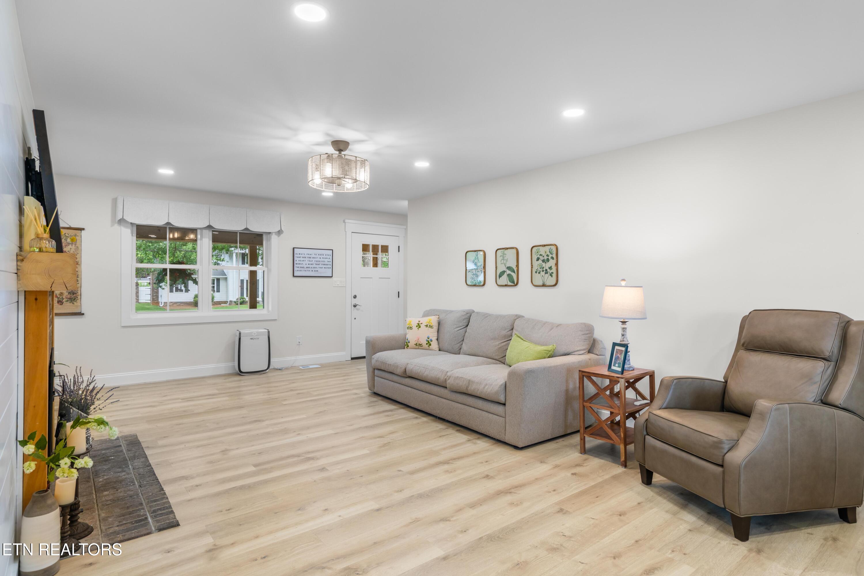 2307 Chesterfield Drive Maryville TN 37803