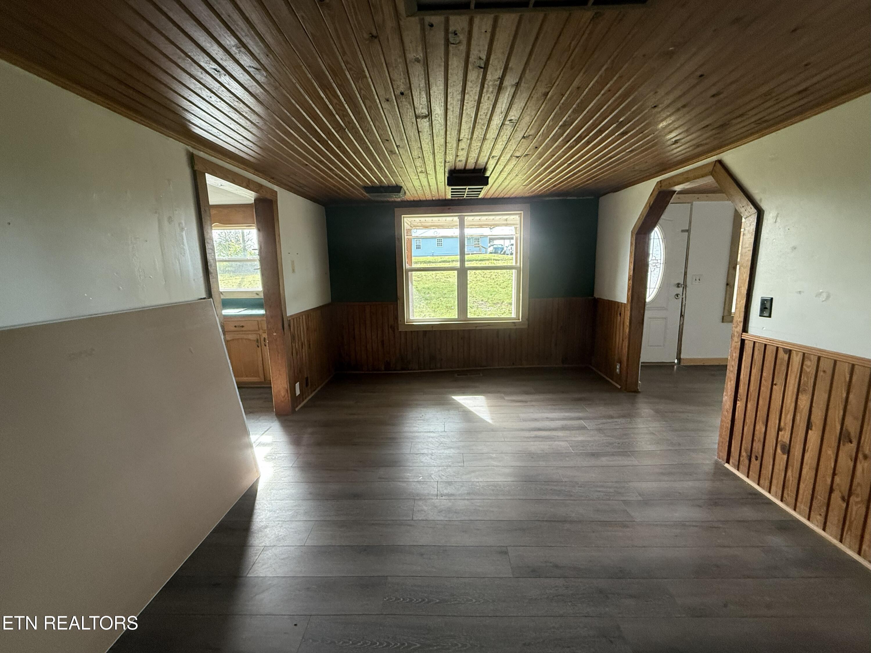 1089 Bicknell Road Clarkrange TN 38553