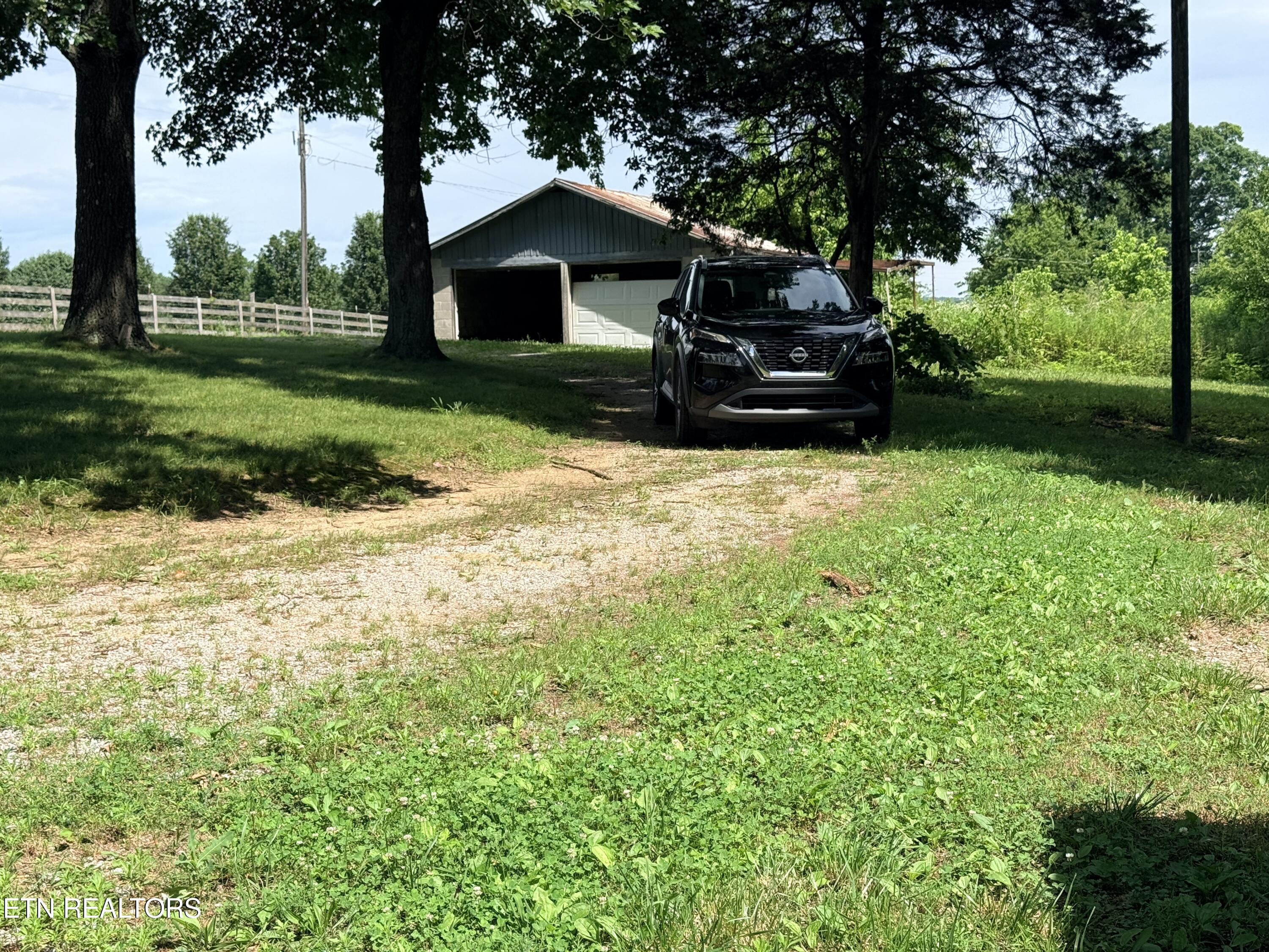 1089 Bicknell Road Clarkrange TN 38553