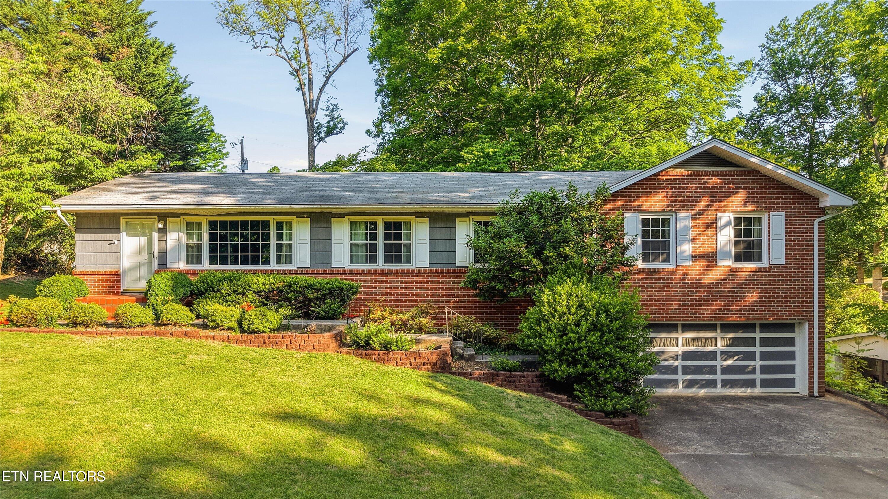 2309 Unity Drive Knoxville TN 37918