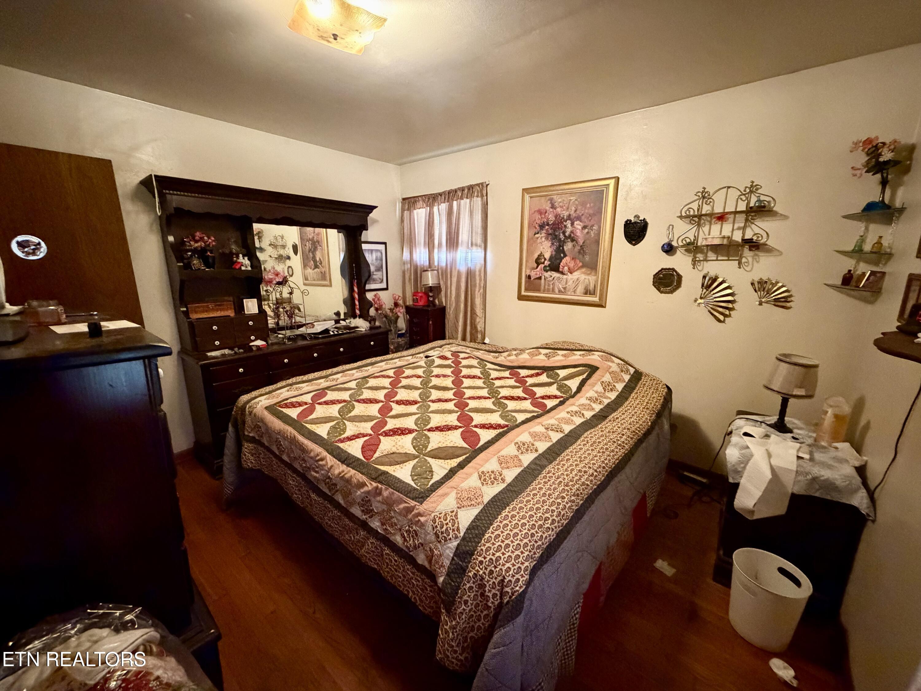 4933 Azalea Drive Knoxville TN 37909
