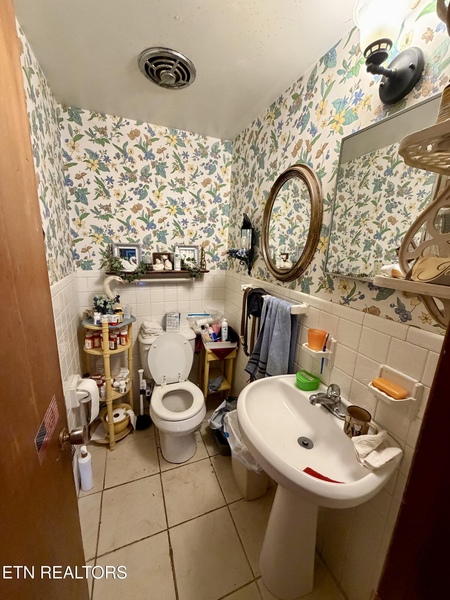 4933 Azalea Drive Knoxville TN 37909