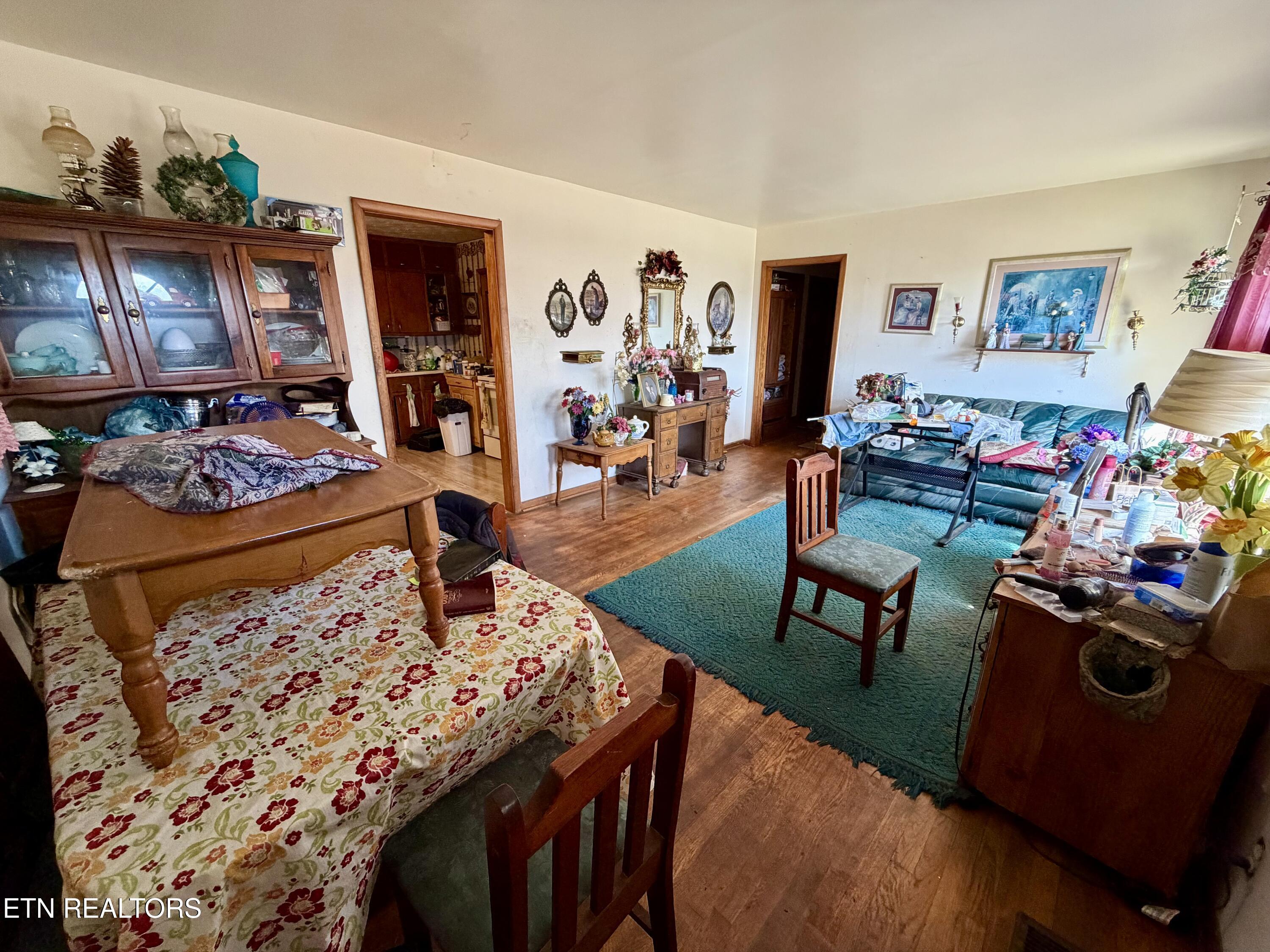 4933 Azalea Drive Knoxville TN 37909