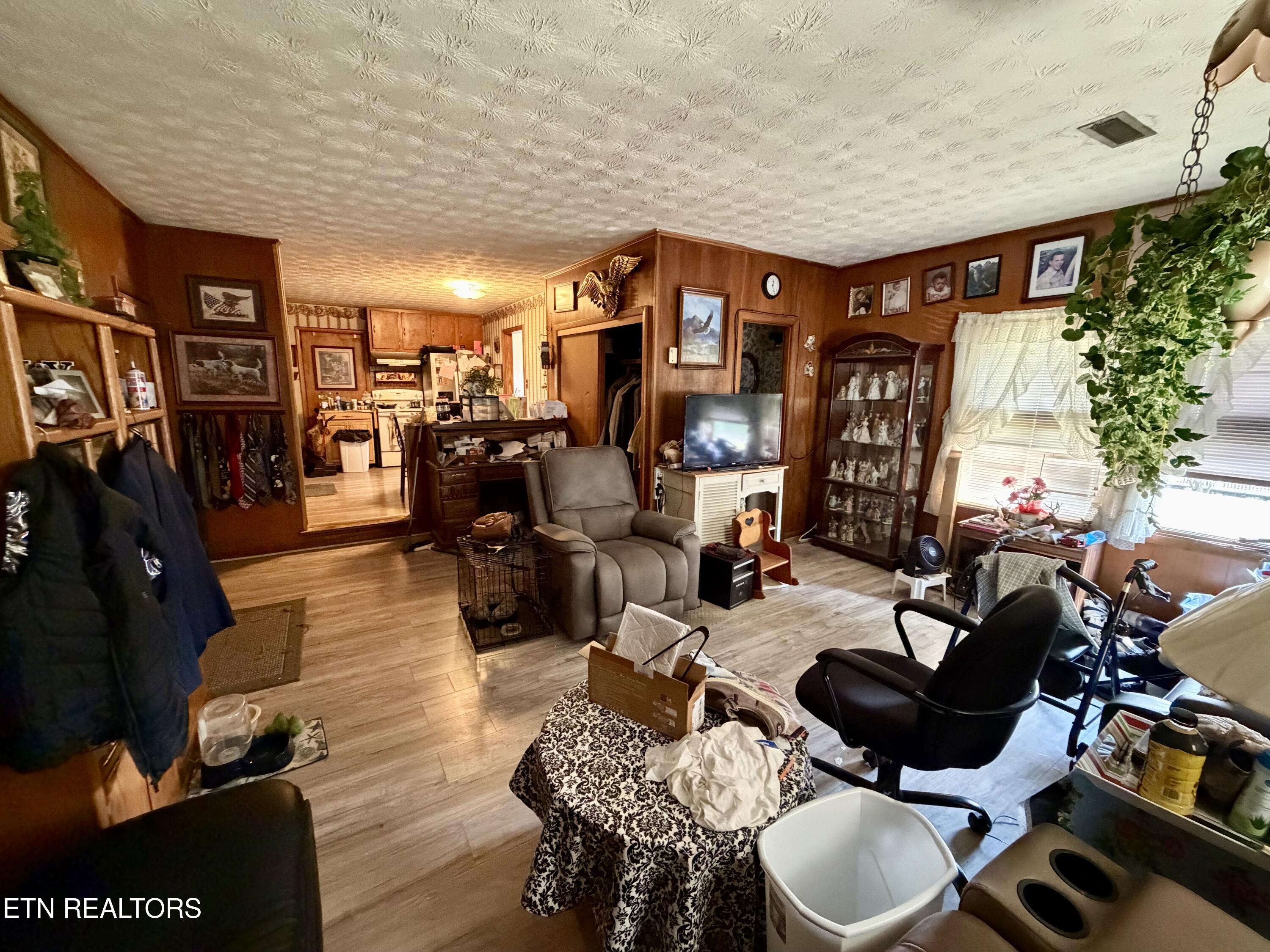 4933 Azalea Drive Knoxville TN 37909